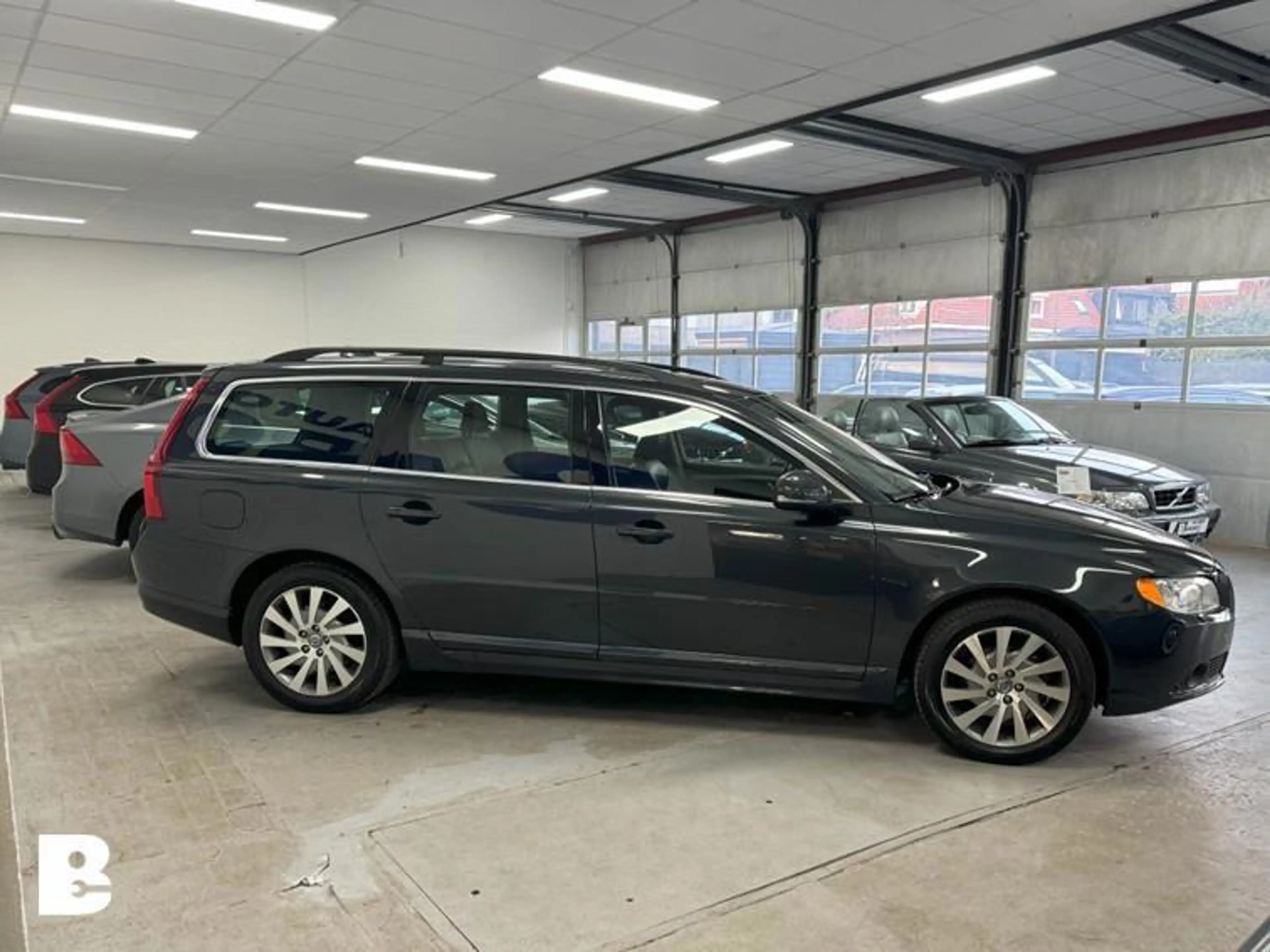 Volvo V70 1.6 T4 Limited Edition, schuifdak — photo 4