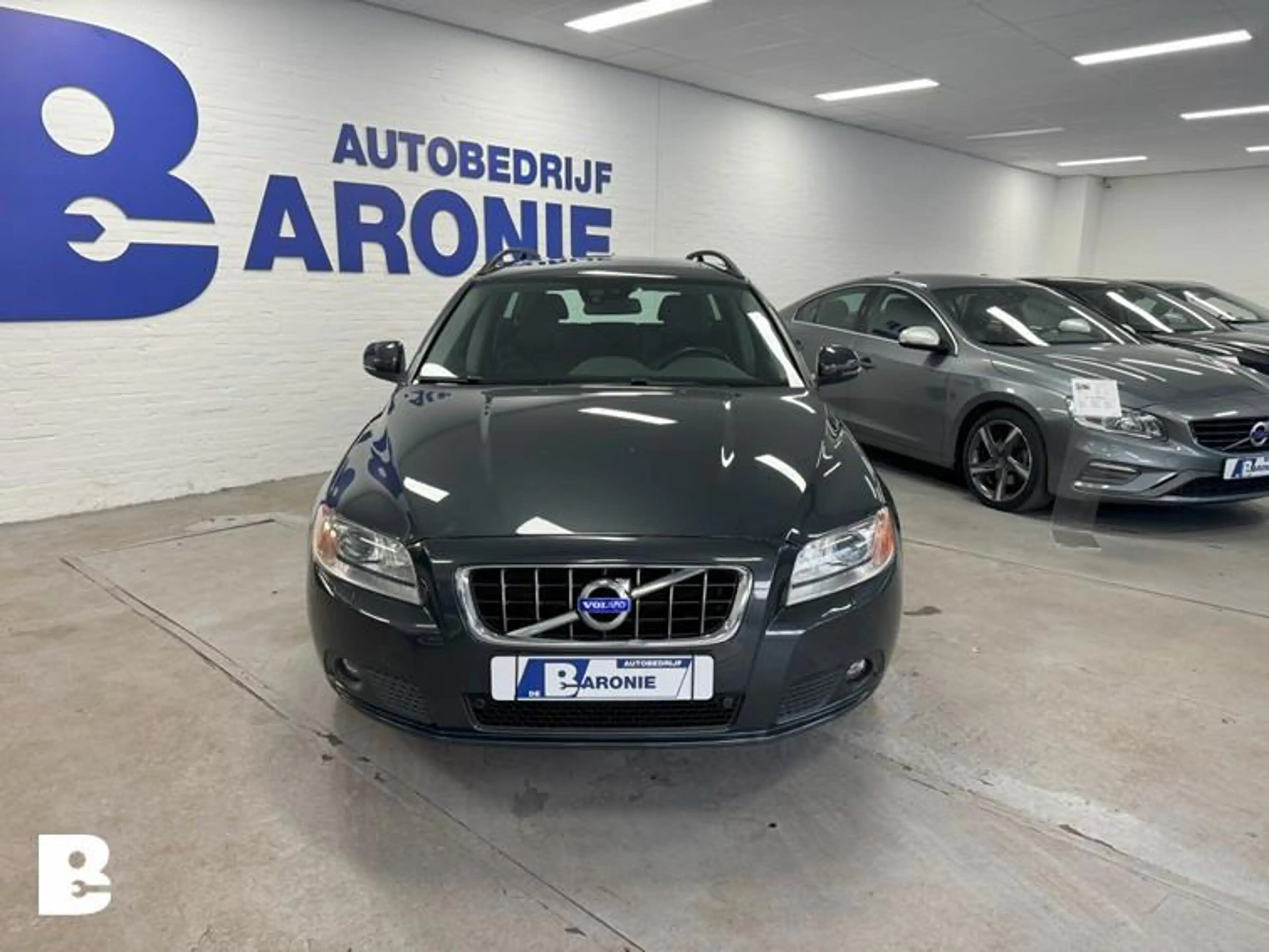 Volvo V70 1.6 T4 Limited Edition, schuifdak — photo 3
