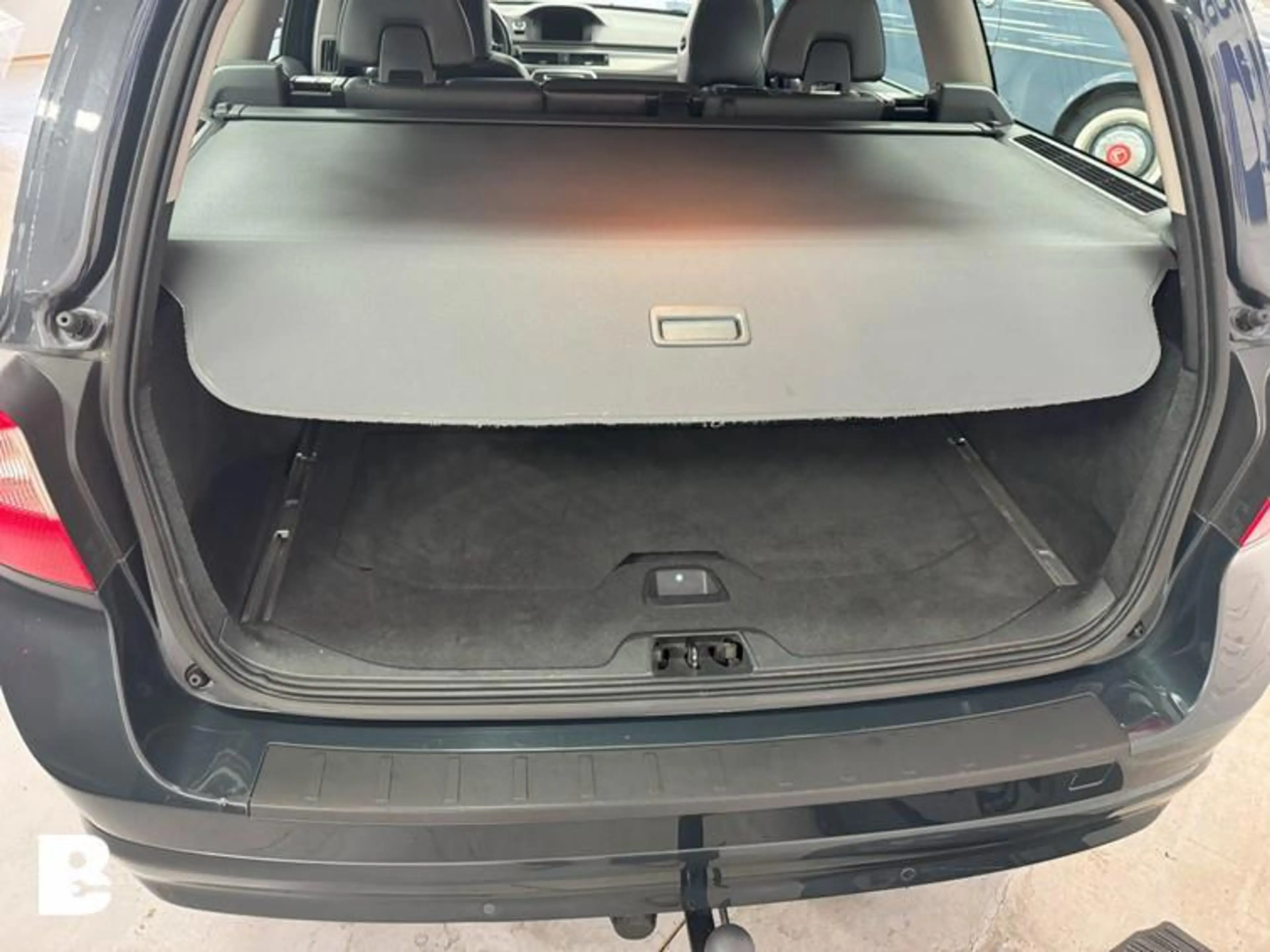 Volvo V70 1.6 T4 Limited Edition, schuifdak — photo 7