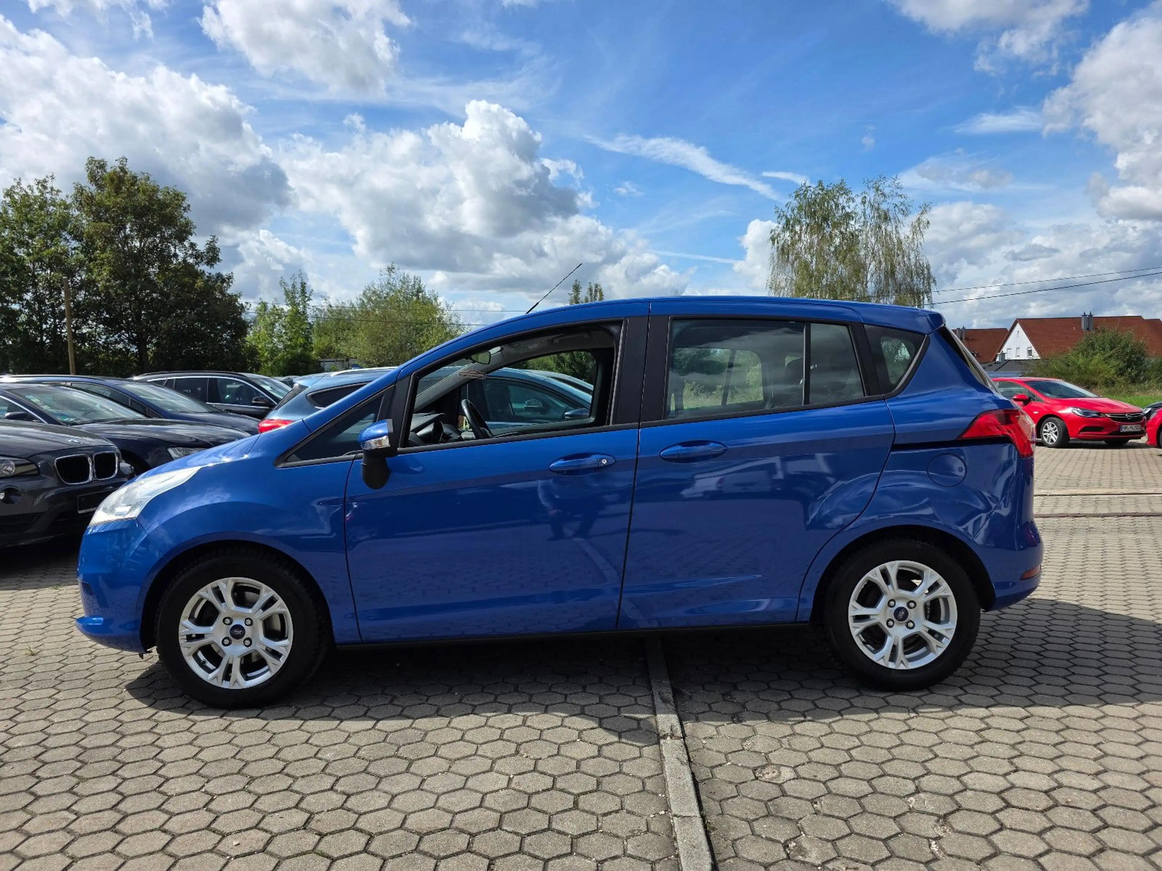 Ford B-Max B-MAX Sync Edition — photo 2