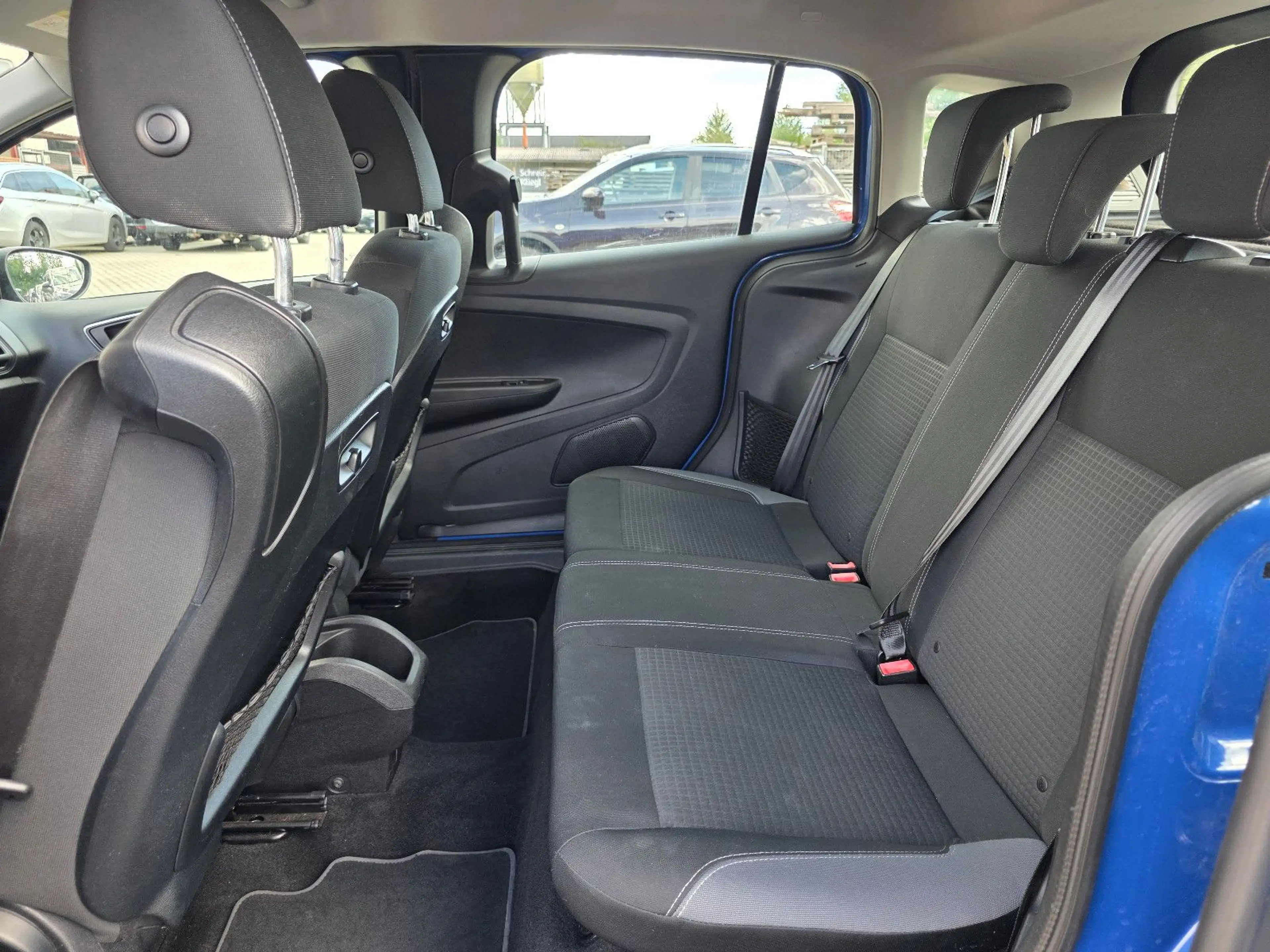 Ford B-Max B-MAX Sync Edition — photo 15
