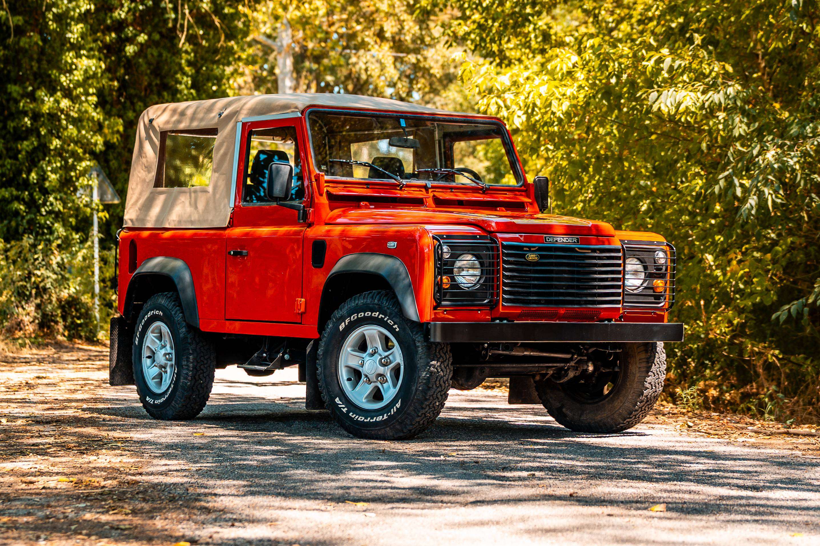 Land Rover Defender