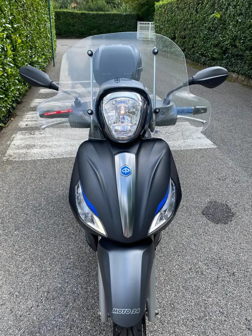 Piaggio Medley 150 Grey - 2