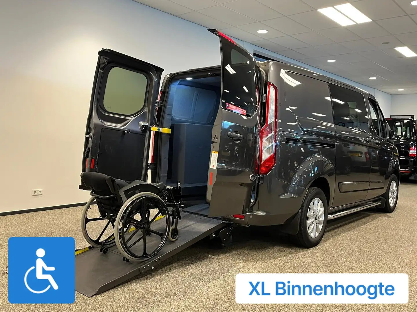 Ford Transit Custom L2H1 Rolstoelbus Bodemverlaging XXL-Ombouw 150cm r Gris - 2