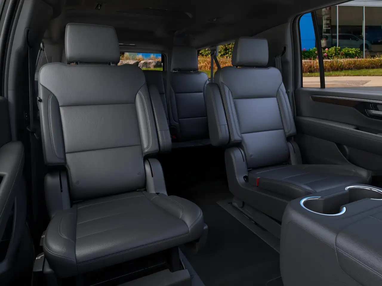 Chevrolet Suburban снимка Chevrolet Suburban