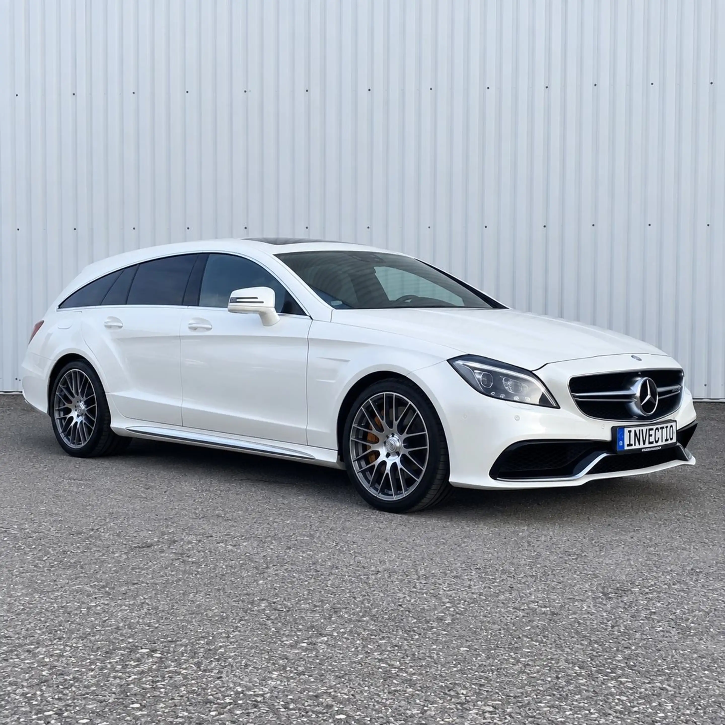 Mercedes-Benz CLS 63 AMG CLS 63 S AMG Shooting Brake Ceramic 4 Matic — photo 30
