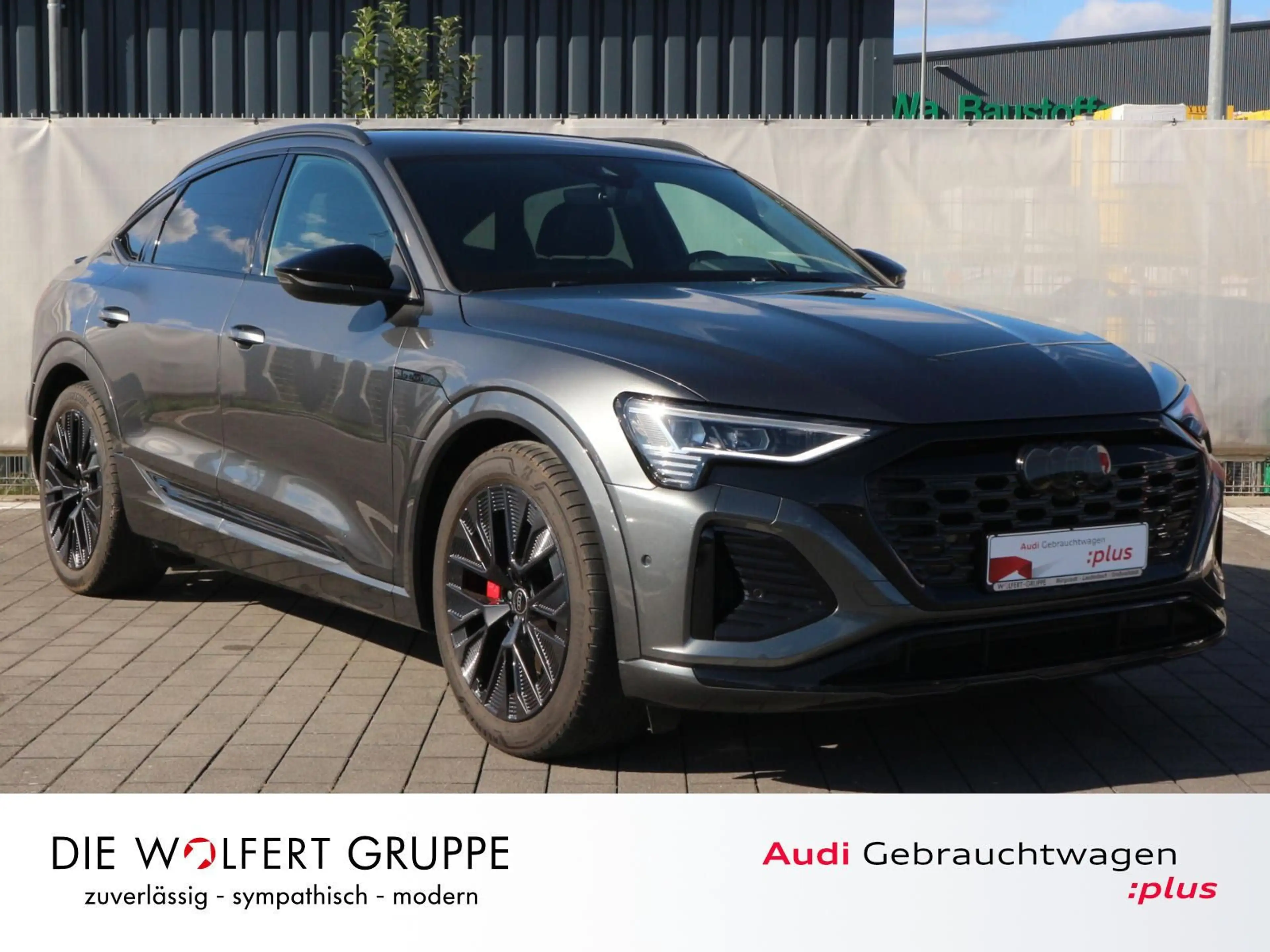 Audi Q8 e-tron S line 50 quattro ACC*AHK — photo 2