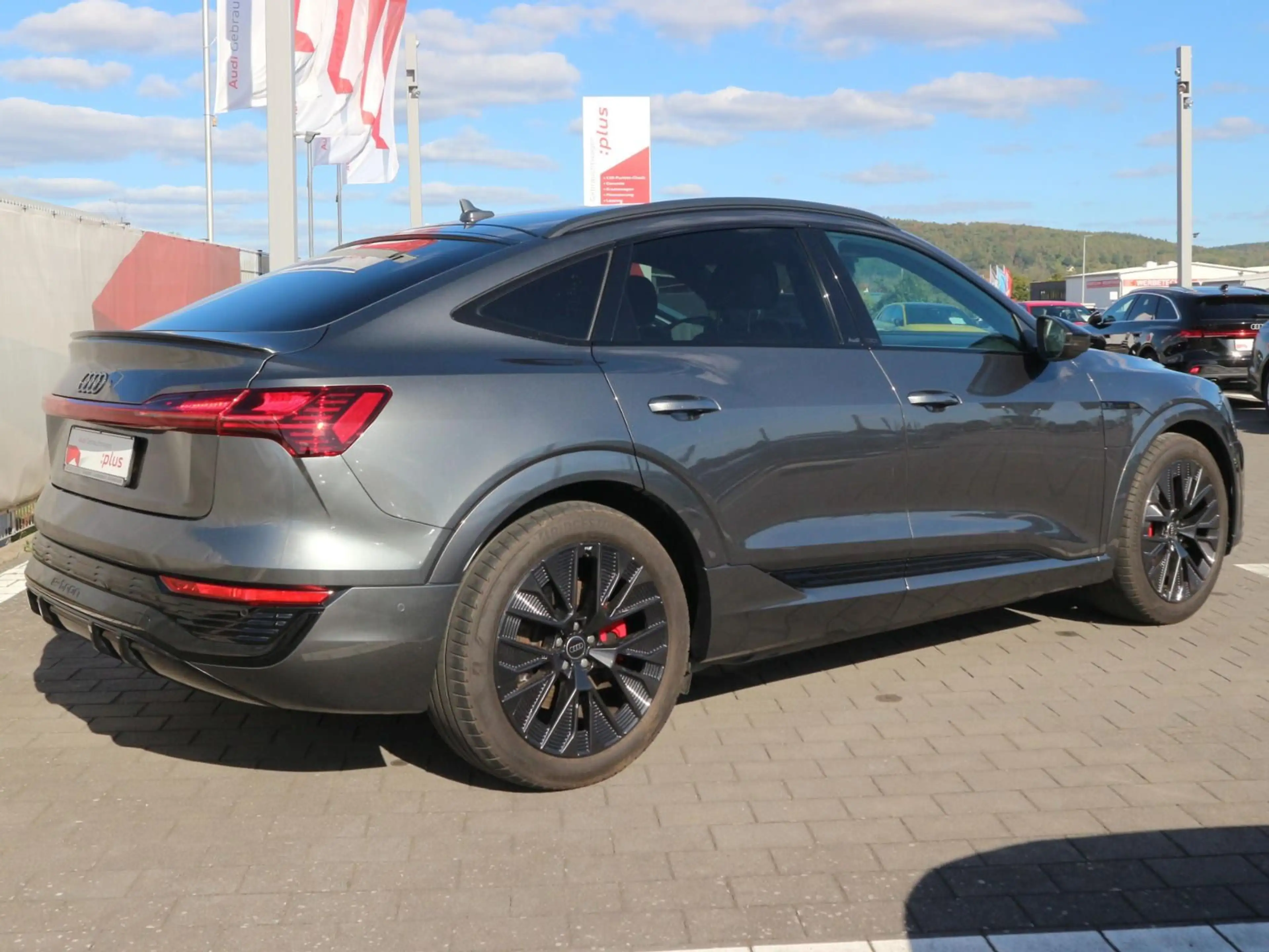 Audi Q8 e-tron S line 50 quattro ACC*AHK — photo 5