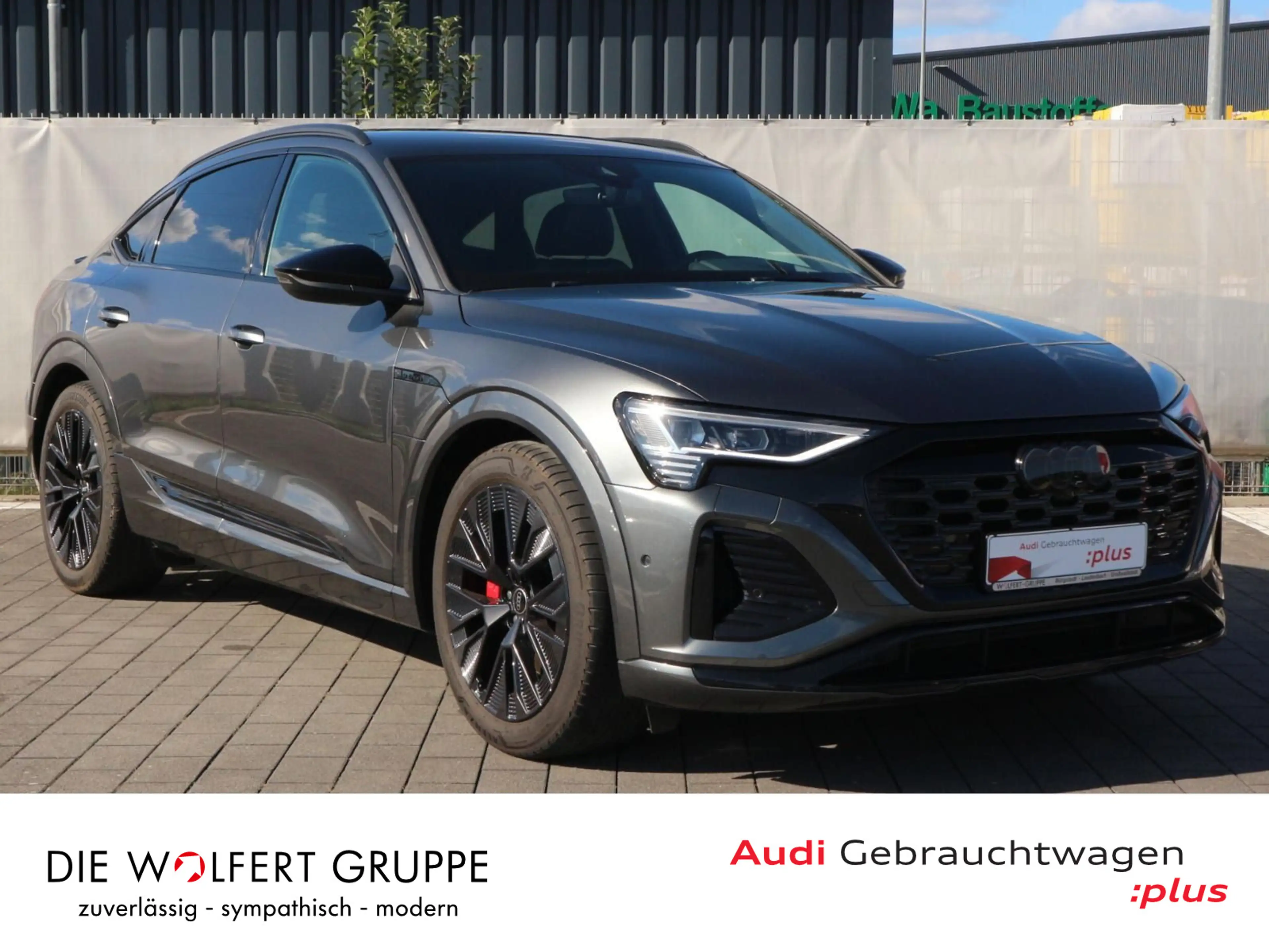 Audi Q8 e-tron S line 50 quattro ACC*AHK