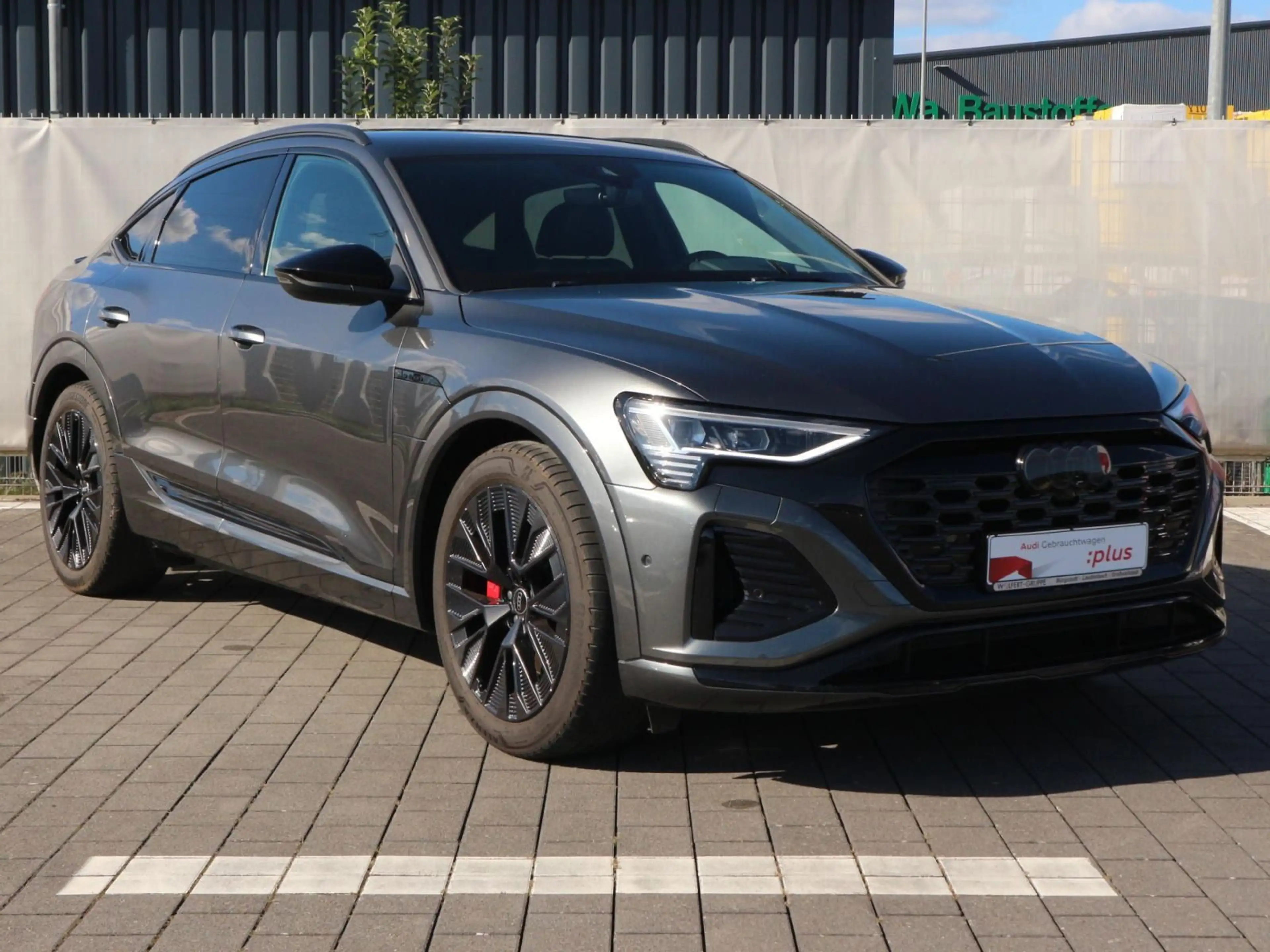 Audi Q8 e-tron S line 50 quattro ACC*AHK — photo 3