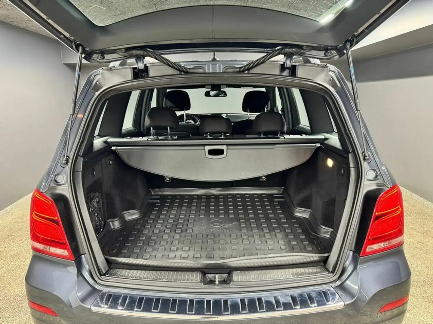 Mercedes-Benz GLK 200 CDI TEMPOMAT*PDC V+H*EL.SITZE*KLIMAAUT*2Z-K Grau - 2