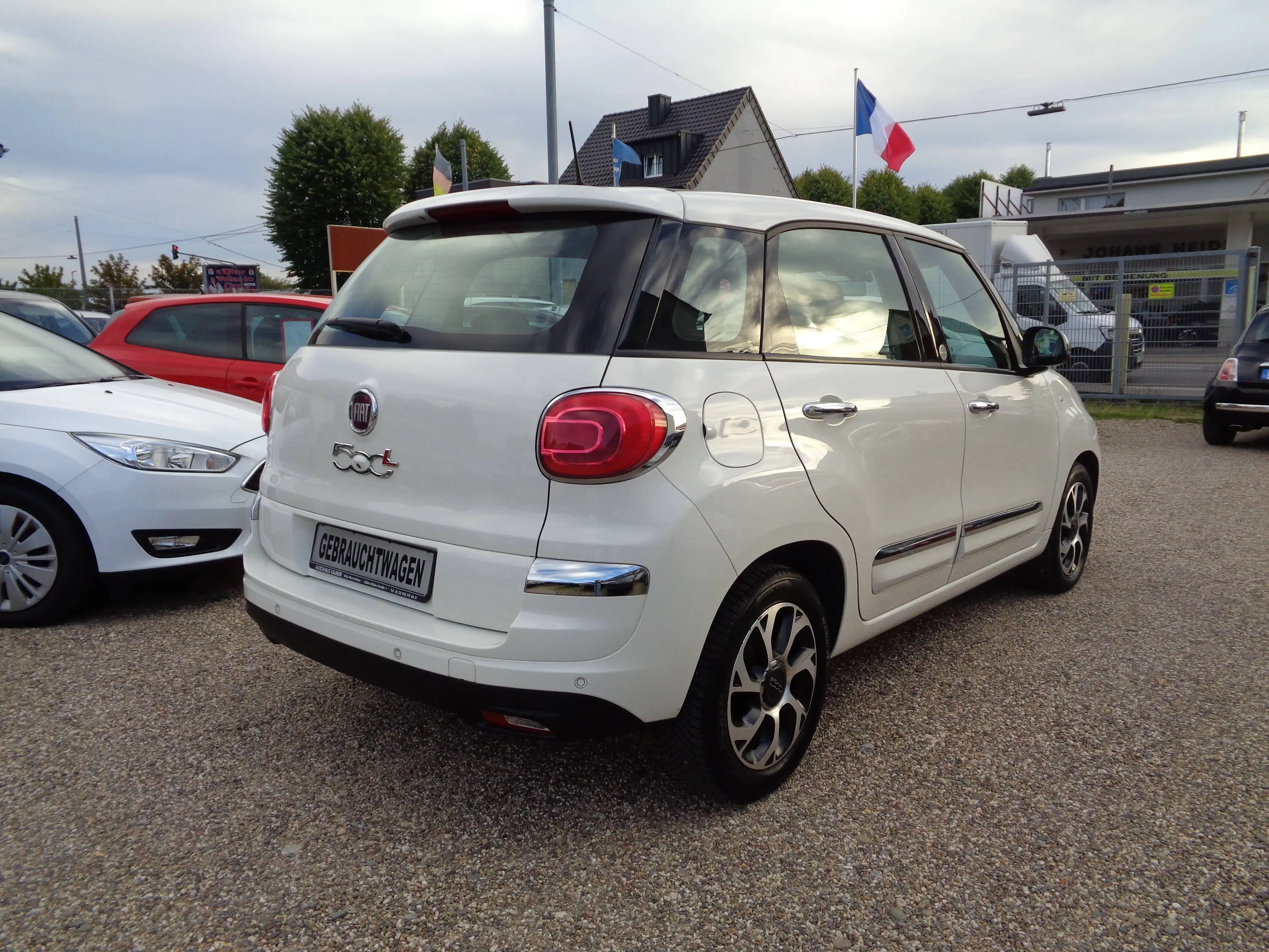 Fiat 500L Mirror — photo 10