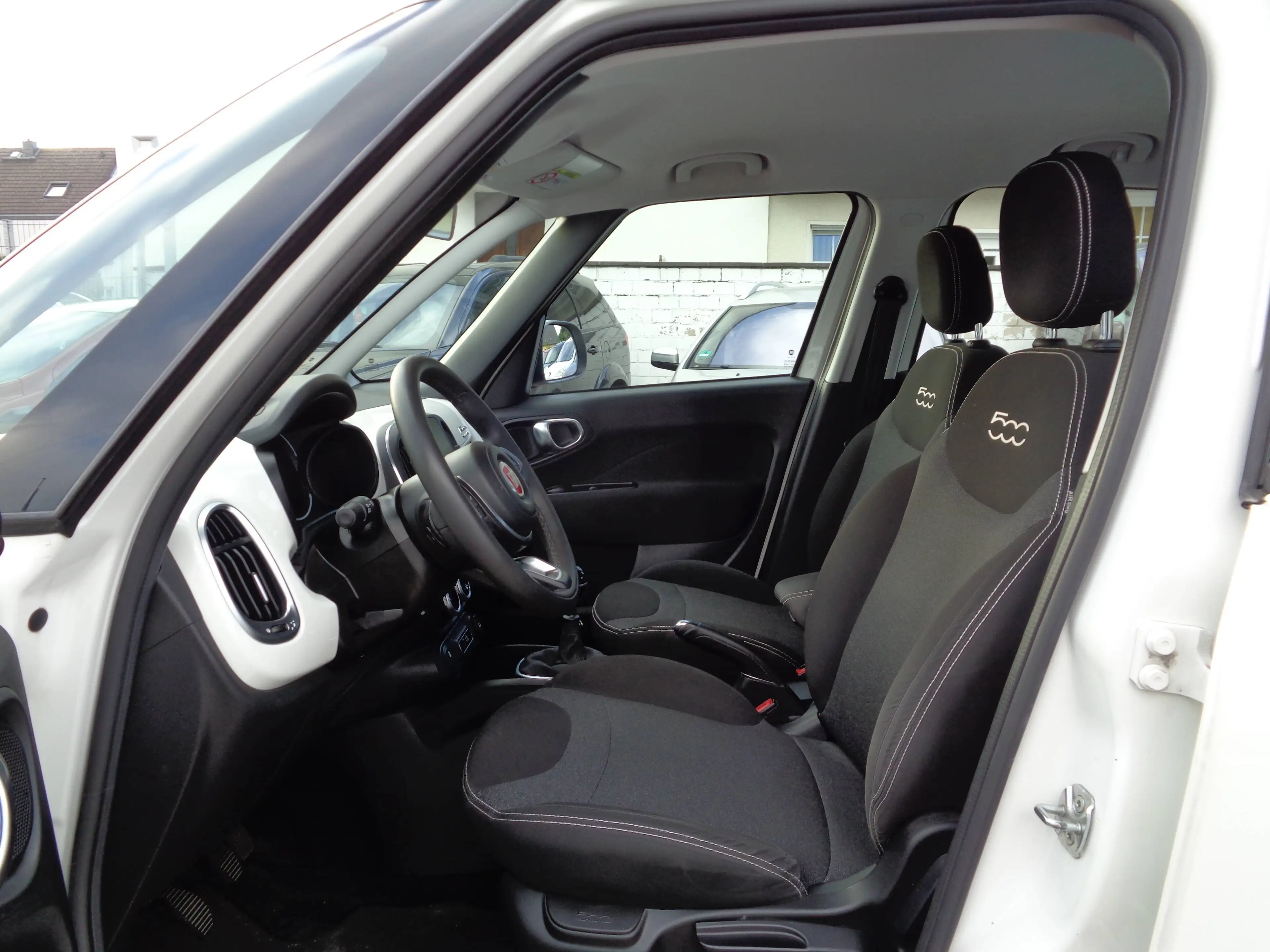 Fiat 500L Mirror — photo 14