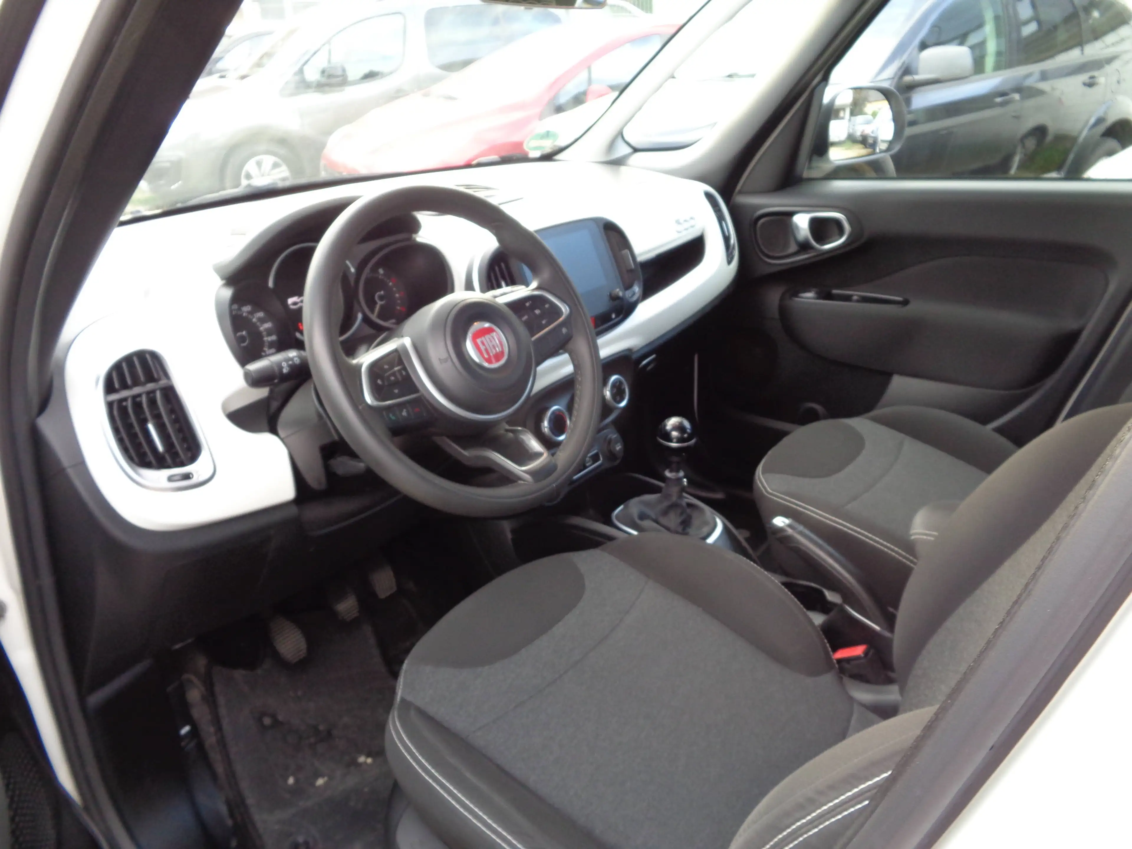 Fiat 500L Mirror — photo 5