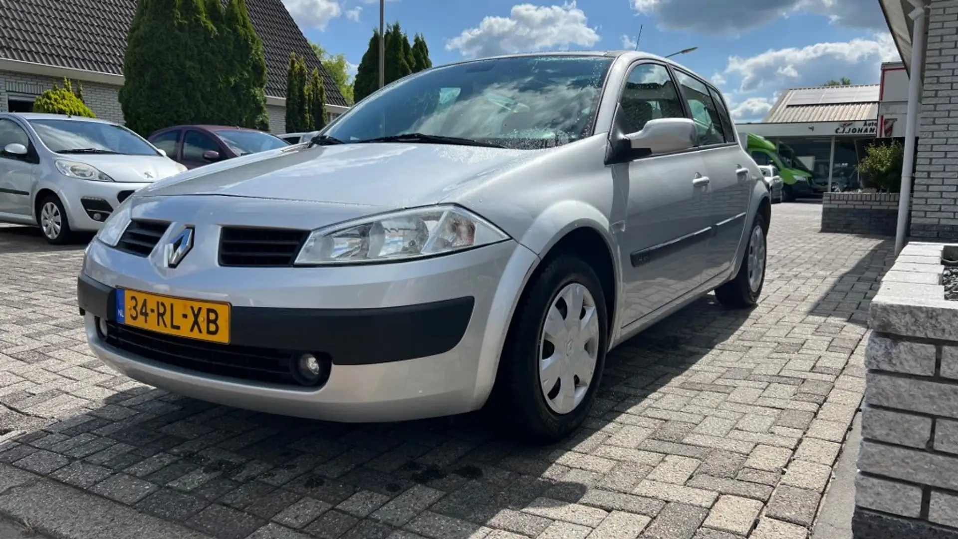 Renault Megane 1.4 16V Tech Road Gris - 2