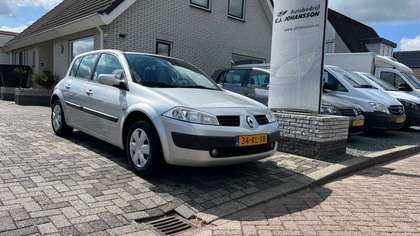 Renault Megane 1.4 16V Tech Road