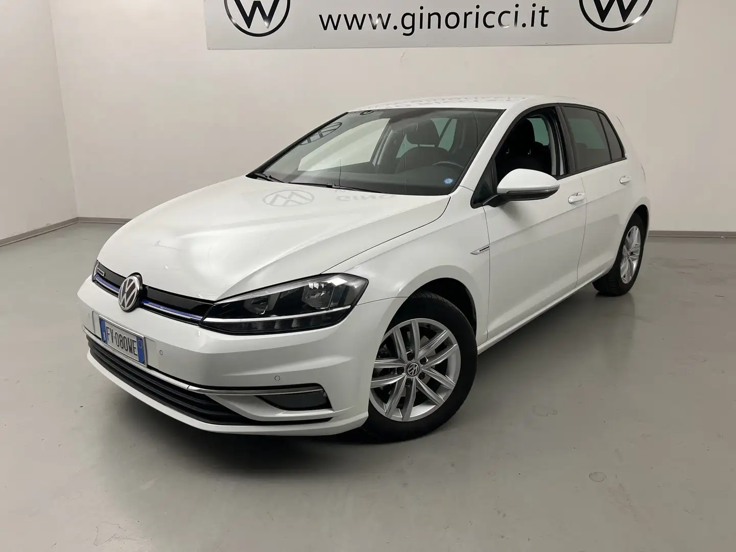Volkswagen Golf 1.5 TGI 5p. Executive BMT Wit - 2