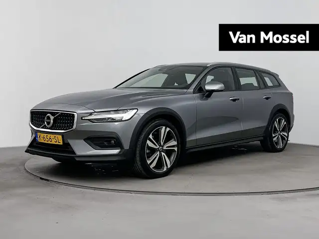 Volvo V60 Cross Country 2.0 B5 AWD Pro AUTOMAAT | LEDER | CAMERA | ELEKTRI