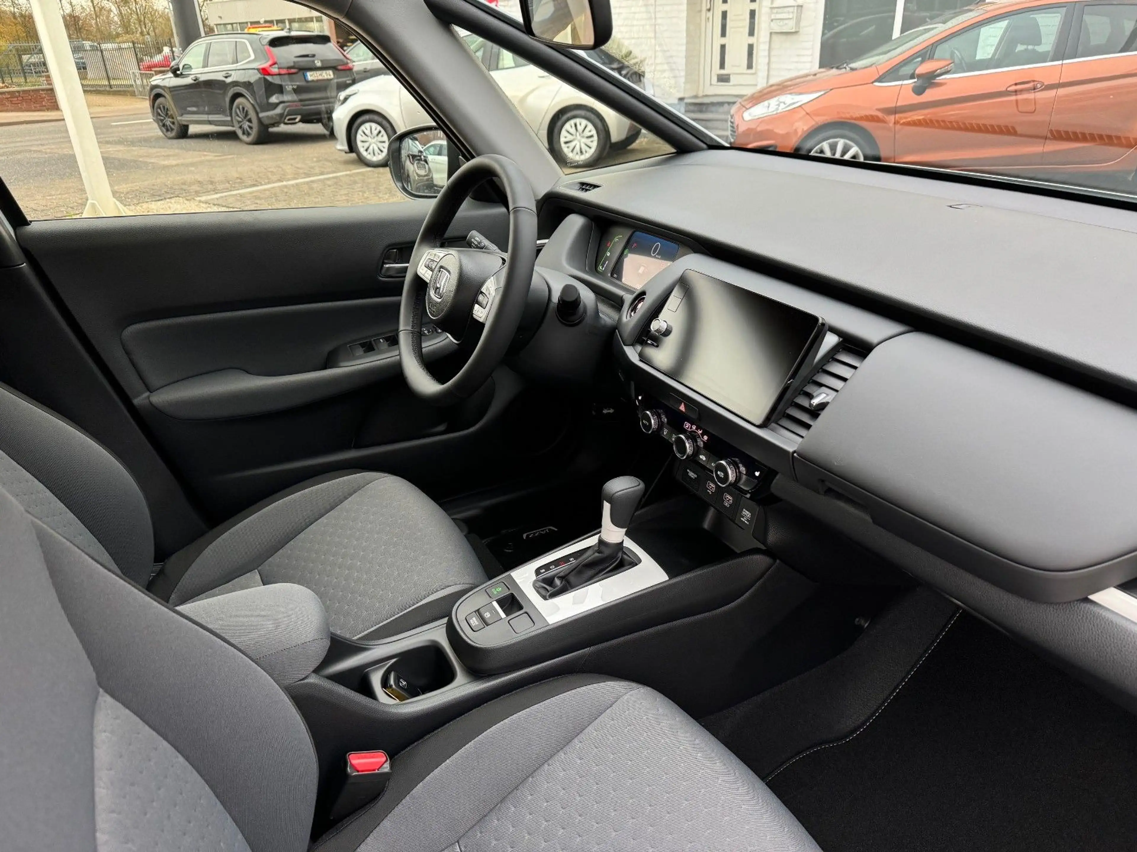 Honda Jazz 1.5 i-MMD Hybrid Elegance — photo 10