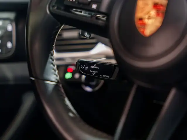Porsche Panamera view 10