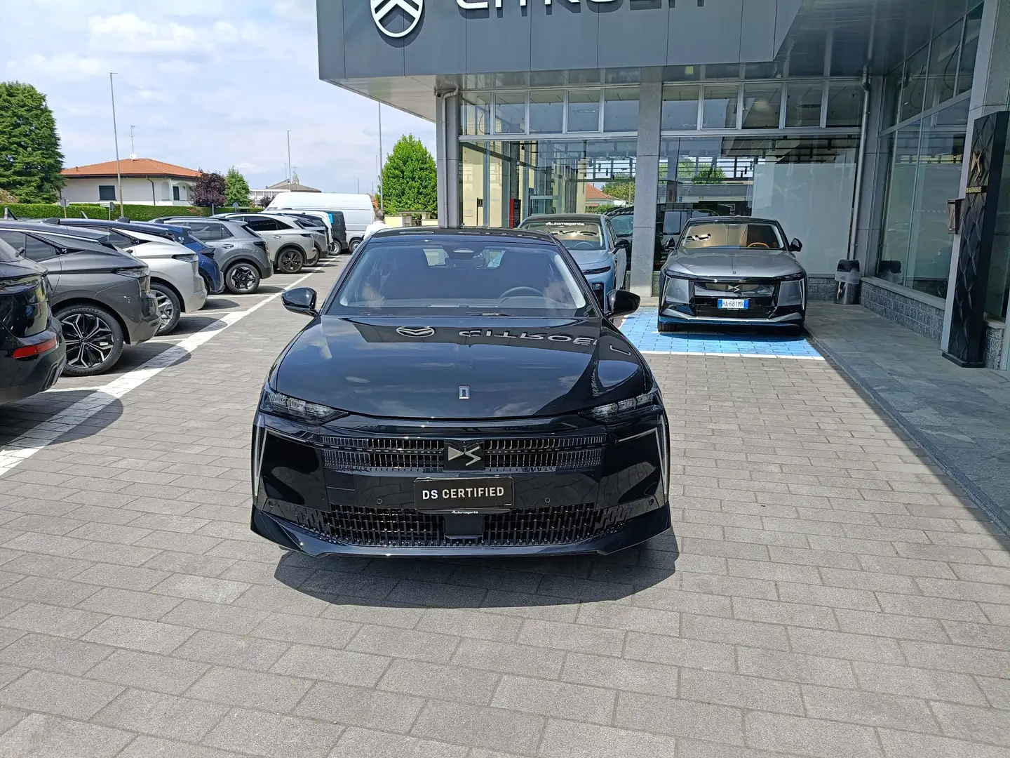 DS Automobiles N°4 Hybrid 145cv Automatico Business Line KM ZERO Schwarz - 2