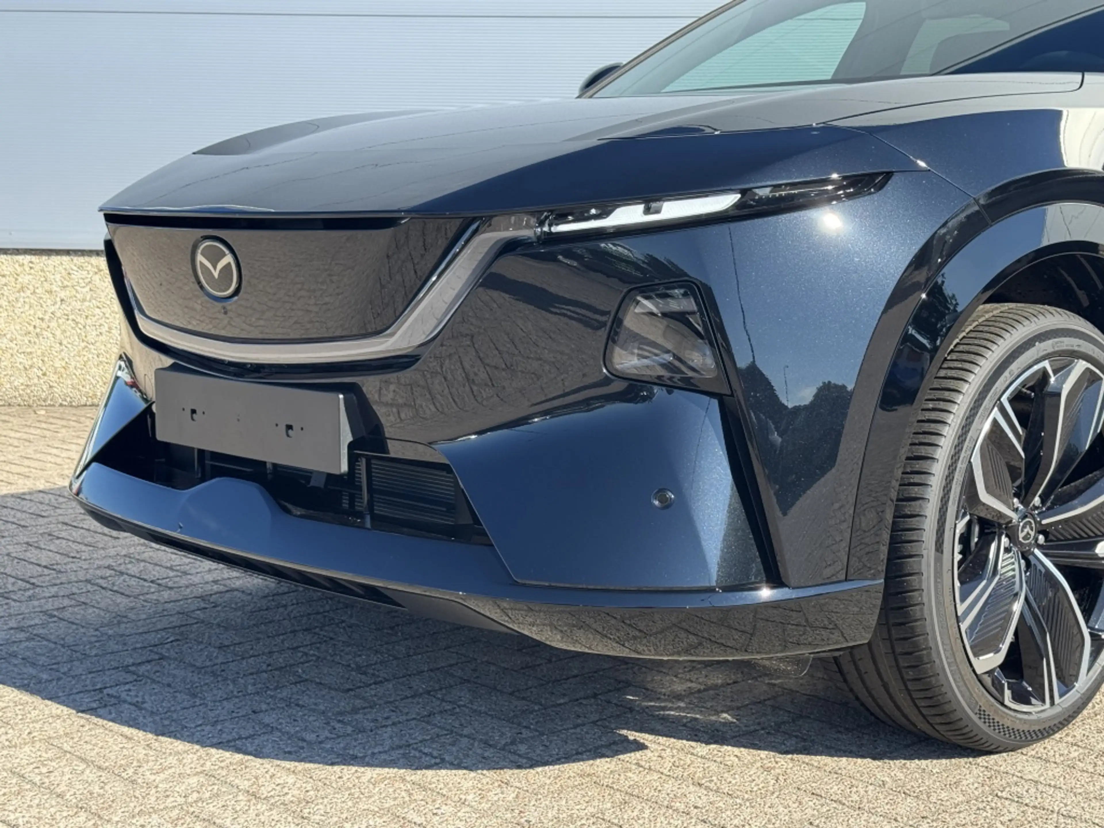 Mazda CX-6e Takumi 78 kWh — photo 3