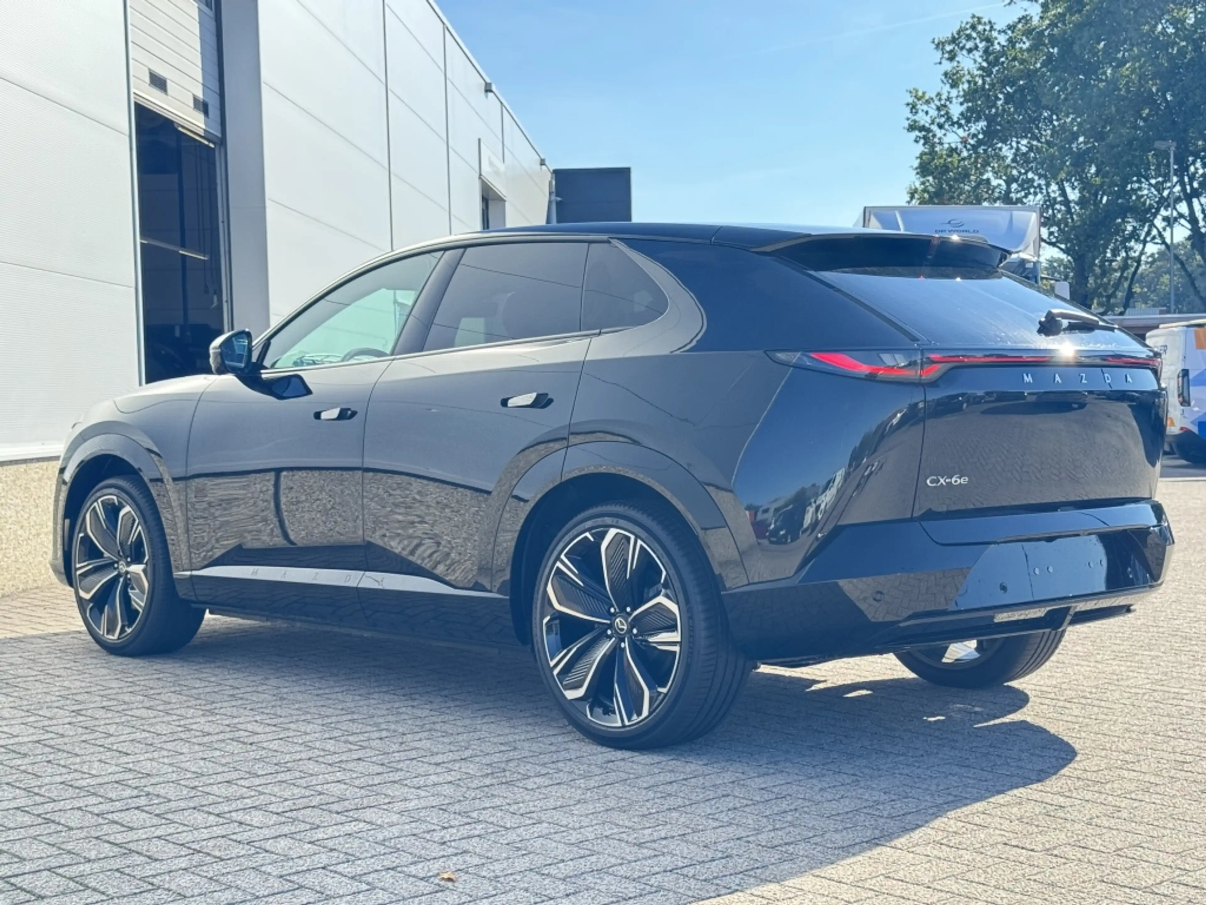Mazda CX-6e Takumi 78 kWh — photo 5