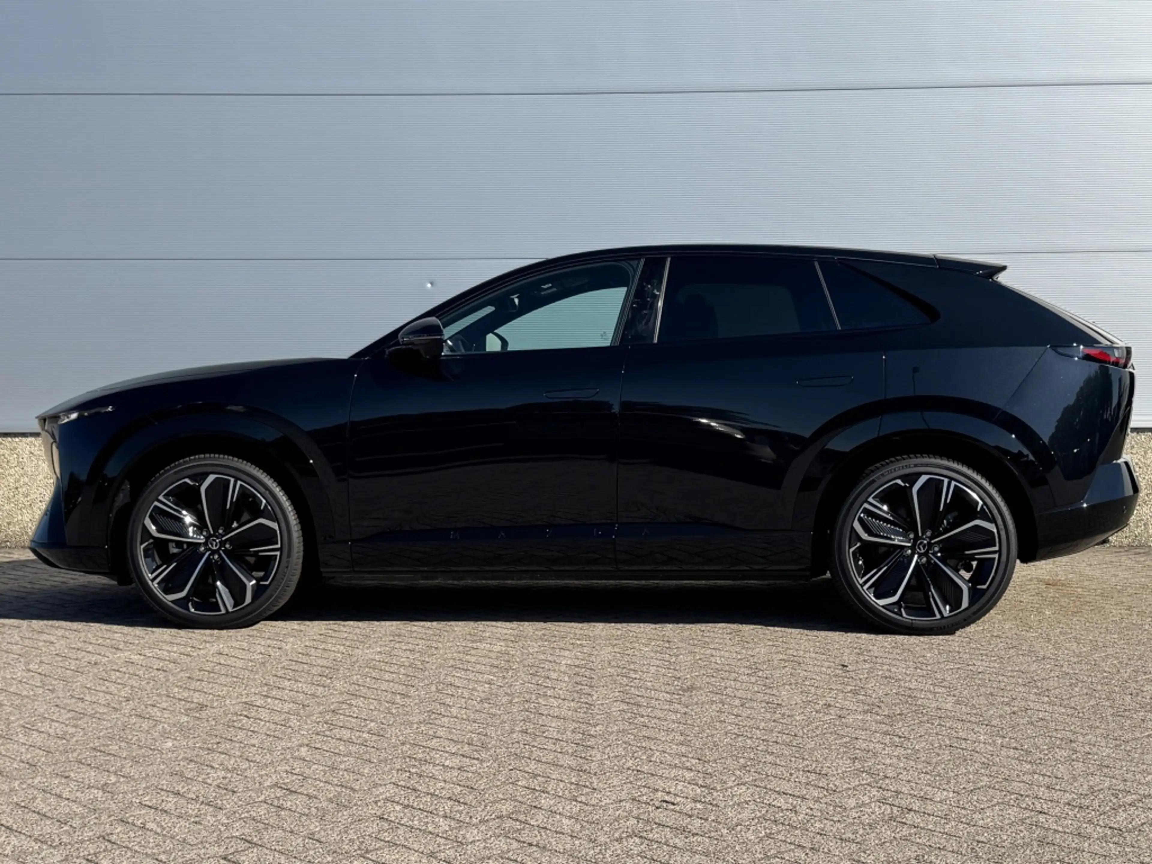 Mazda CX-6e Takumi 78 kWh — photo 9