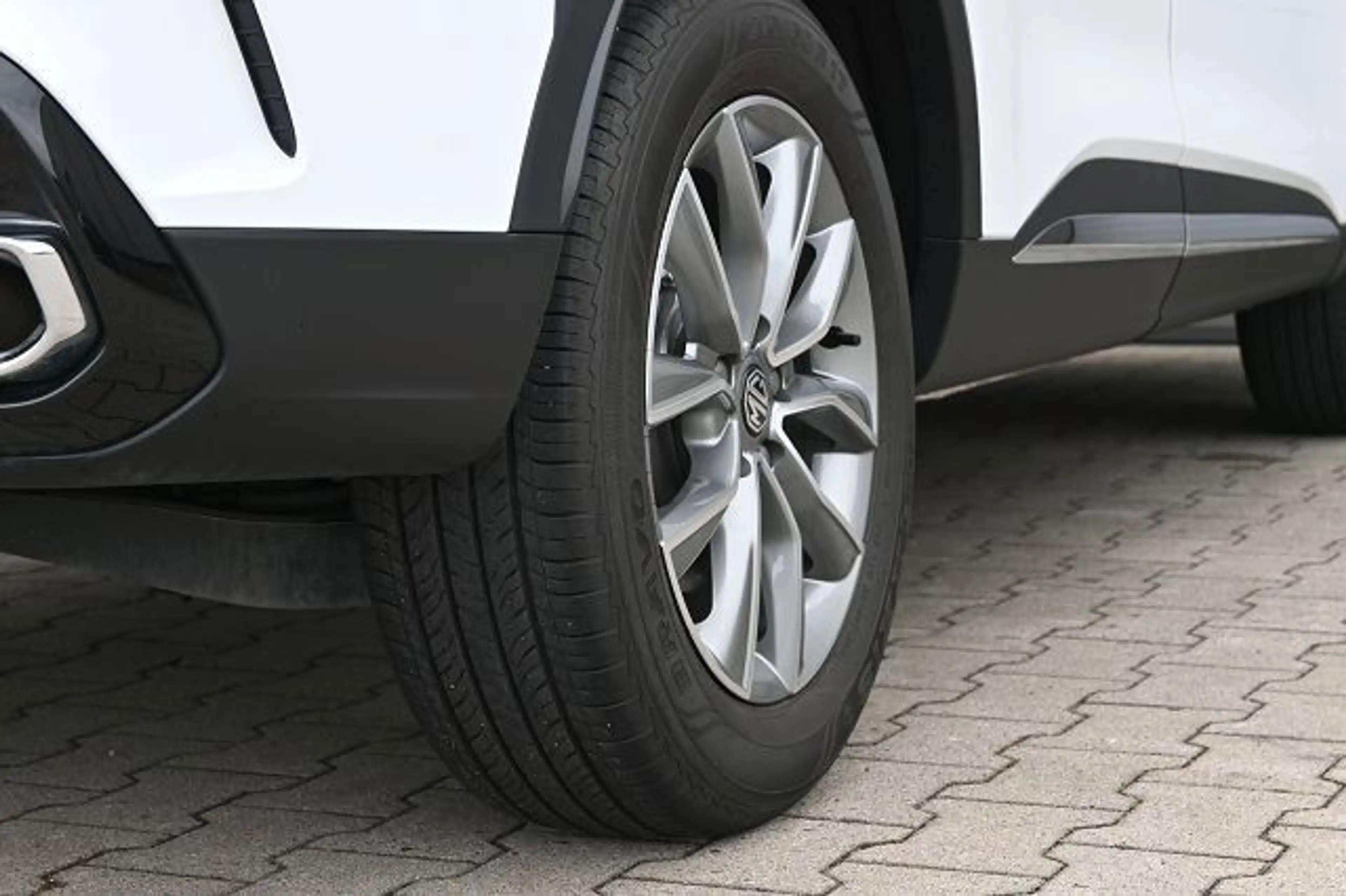 MG HS 1.5T-GDI Comfort DCT *LED/Navi/Garantie* — photo 7