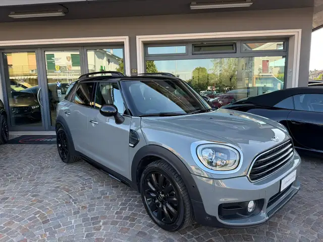 MINI Cooper D Countryman Mini Countryman 2.0 Cooper D -NAZIONALE-BLACK EDIT!