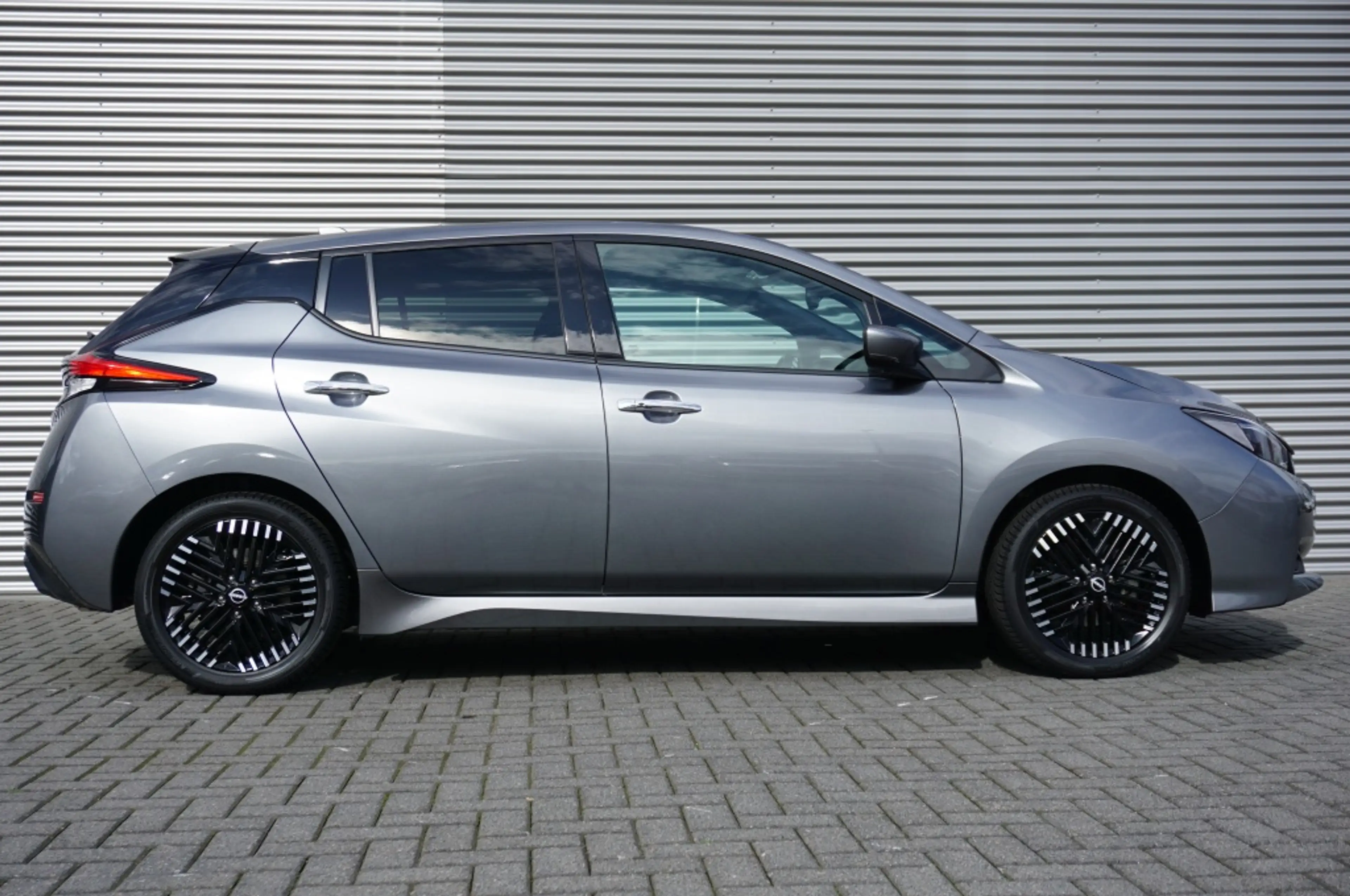 Nissan Leaf N-Connecta 39 kWh — photo 6