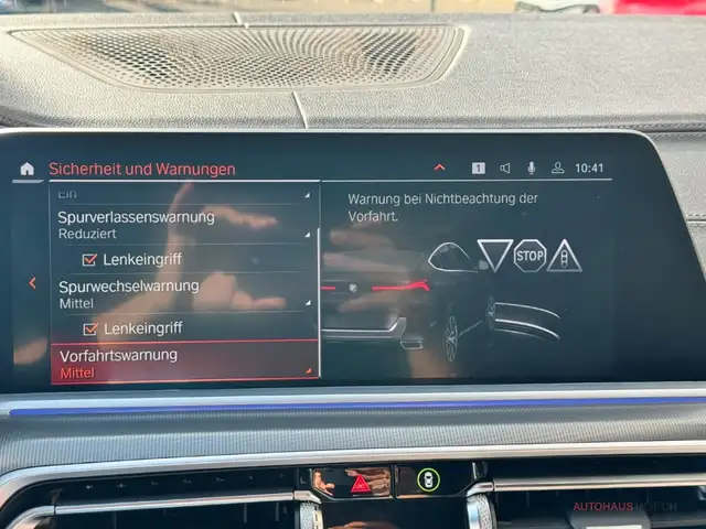 BMW X6 view 21