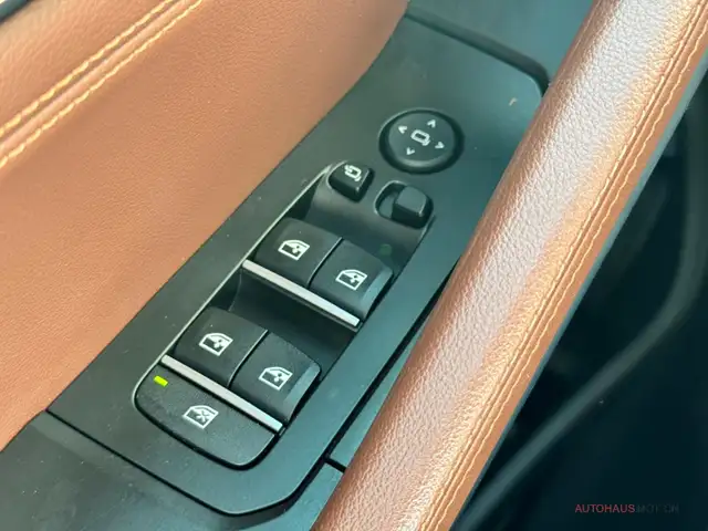 BMW X6 view 26