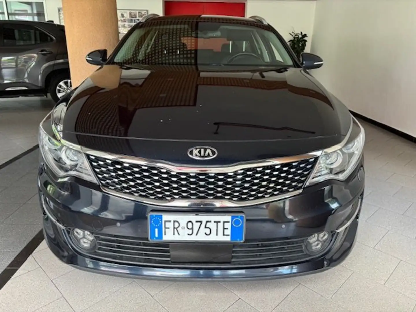 Kia Optima SW 1.7 crdi Class 141cv dct 7m Bleu - 2