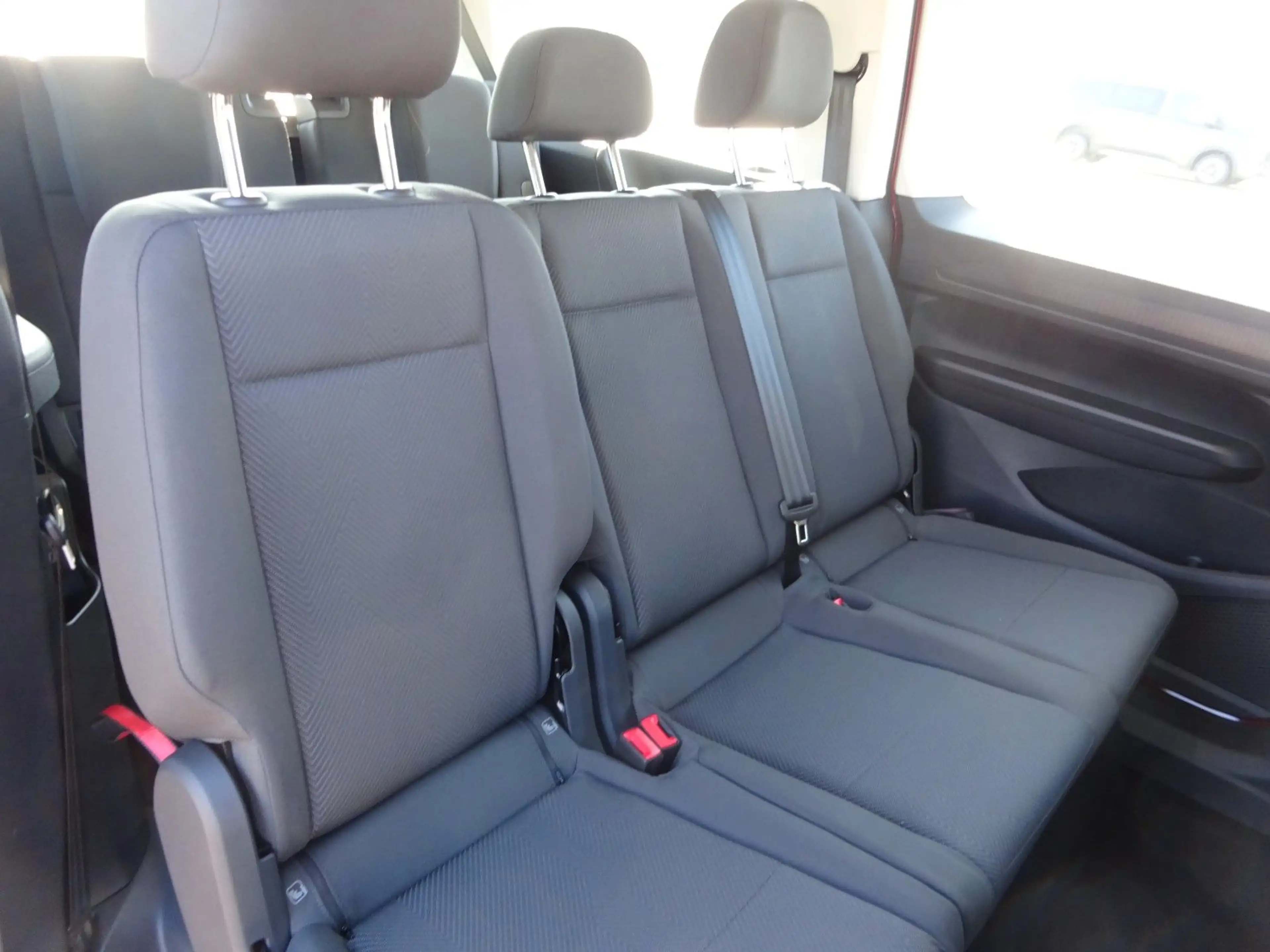 Ford Grand Tourneo Connect Trend Stndhz AHK GRA Navi — photo 14