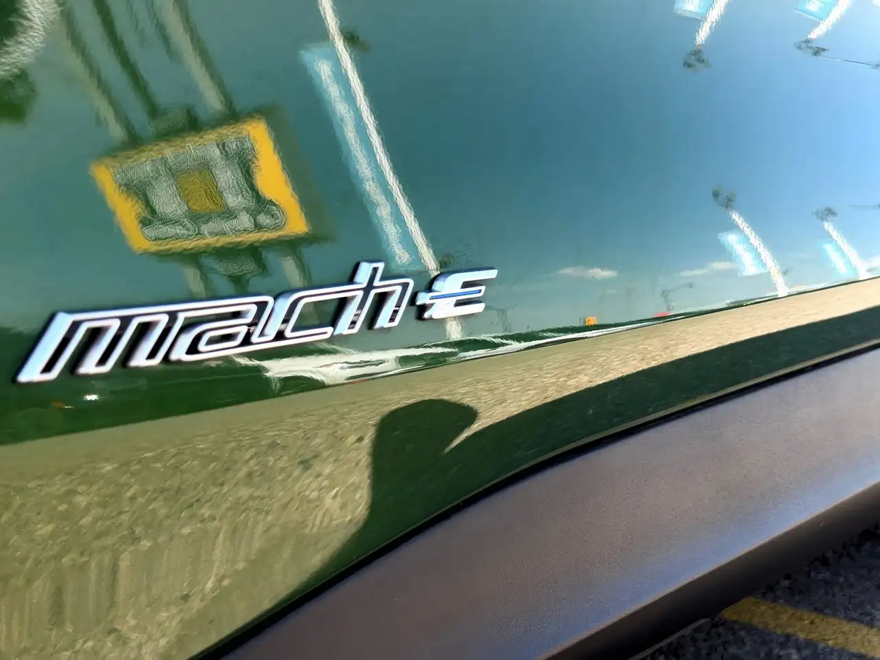 Ford Mustang Mach-E снимка Ford Mustang Mach-E