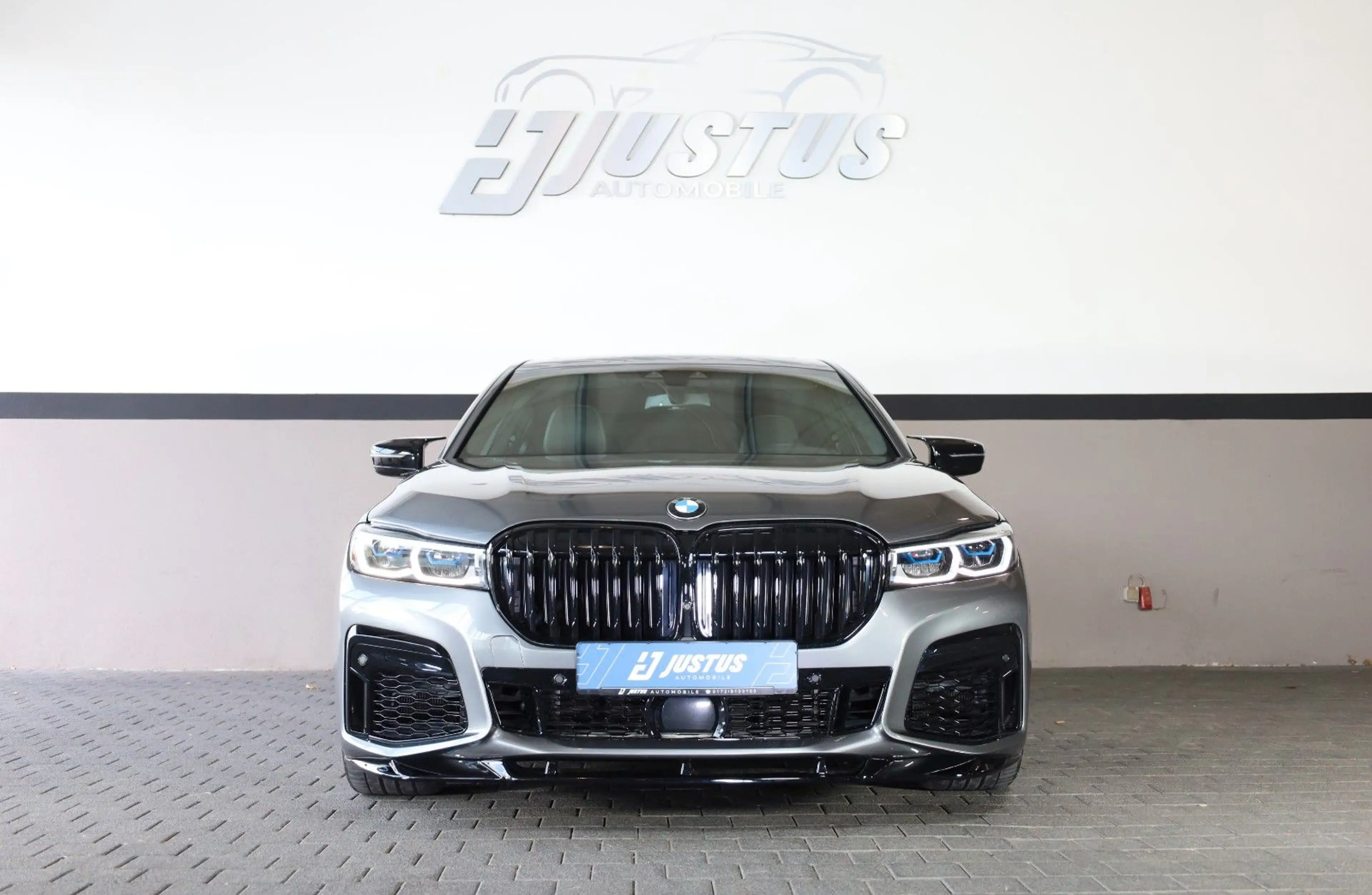 BMW 750 Li xDrive/360*/HUD/MASSAGE/4xSHZ/HK/ACC/R21 — photo 2