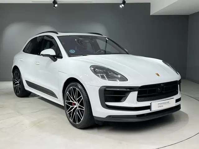 Porsche Macan view 7