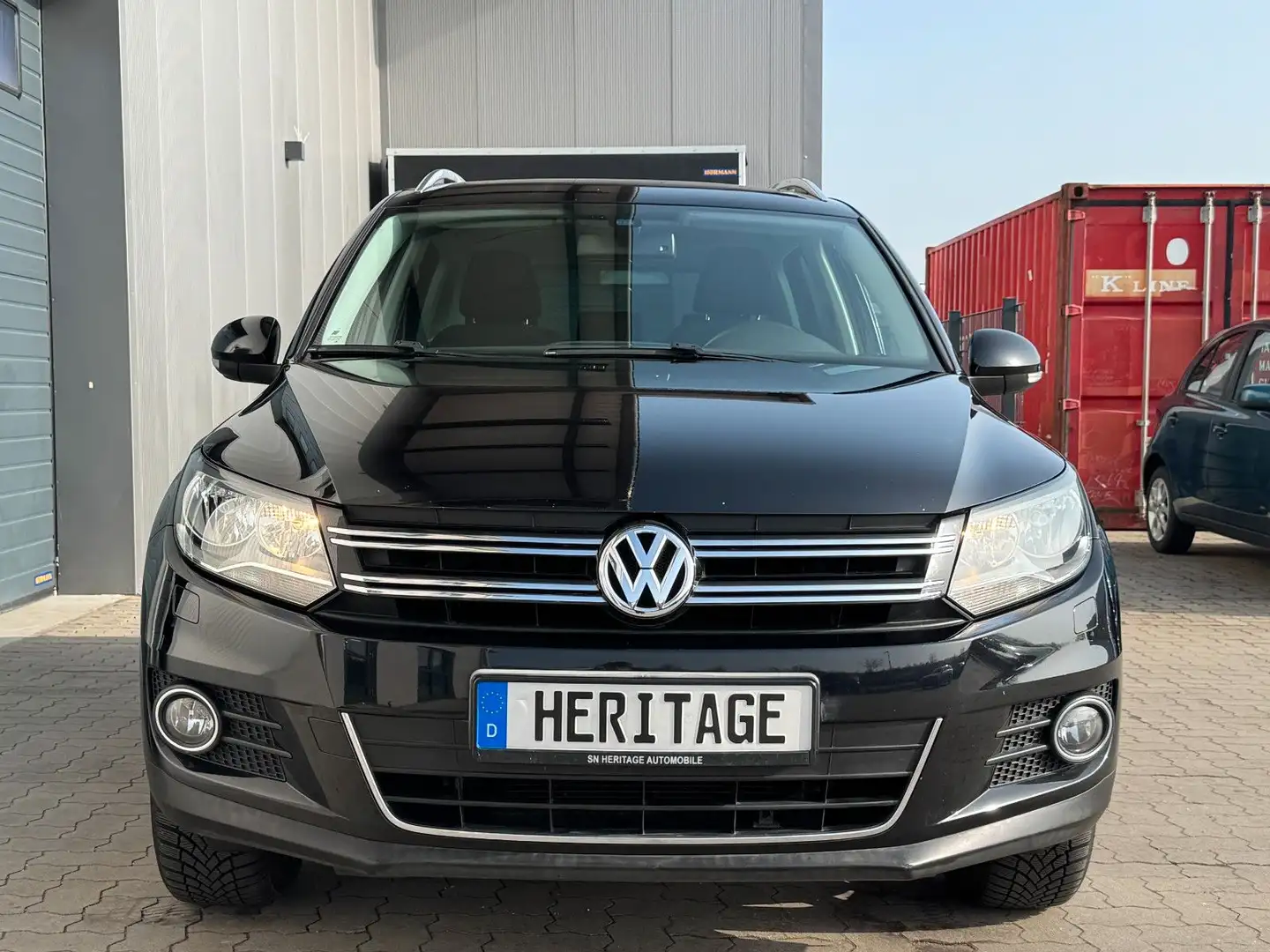 Volkswagen Tiguan Sport & Style 4Motion Schwarz - 2