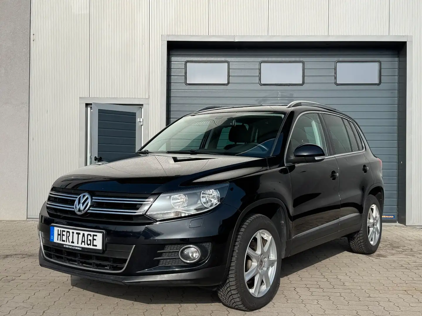 Volkswagen Tiguan Sport & Style 4Motion Schwarz - 1