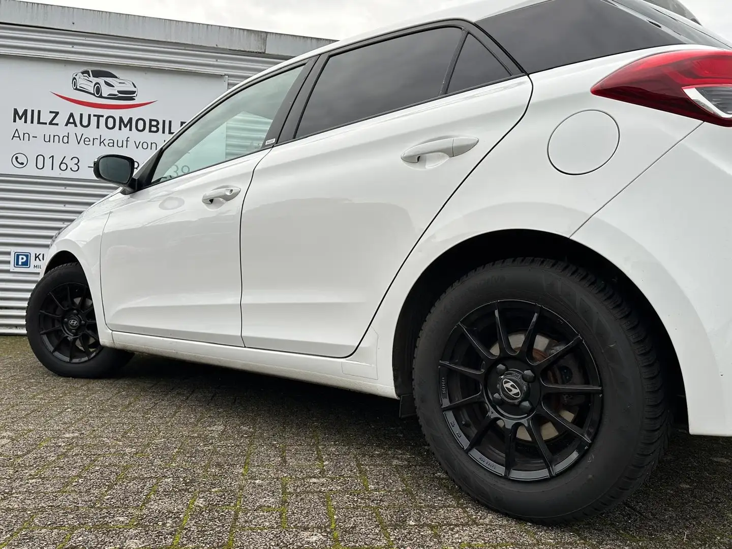 Hyundai i20 Passion Weiß - 2