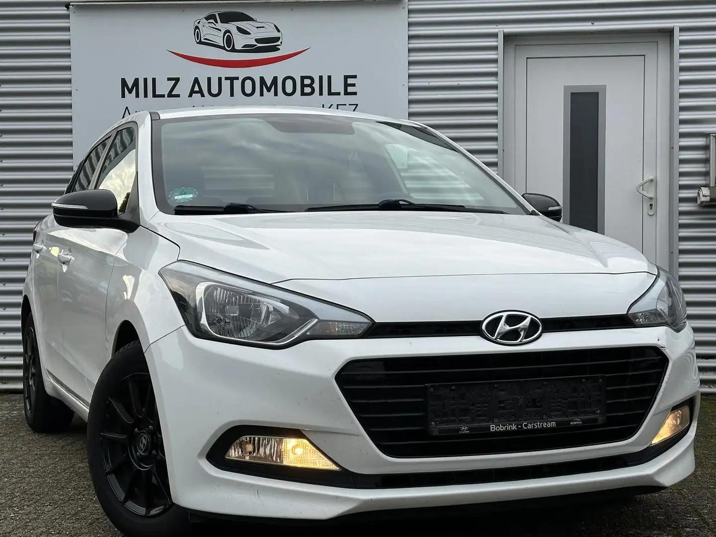 Hyundai i20 Passion Weiß - 1