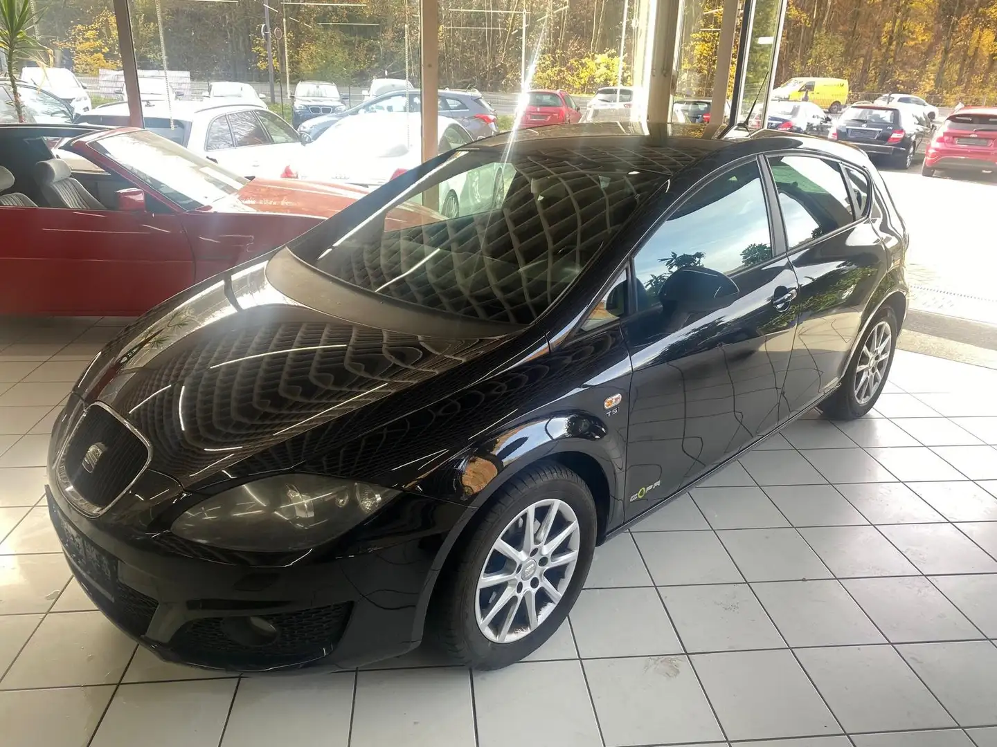 SEAT Leon Style Copa Ecomotive Navigation Schwarz - 1