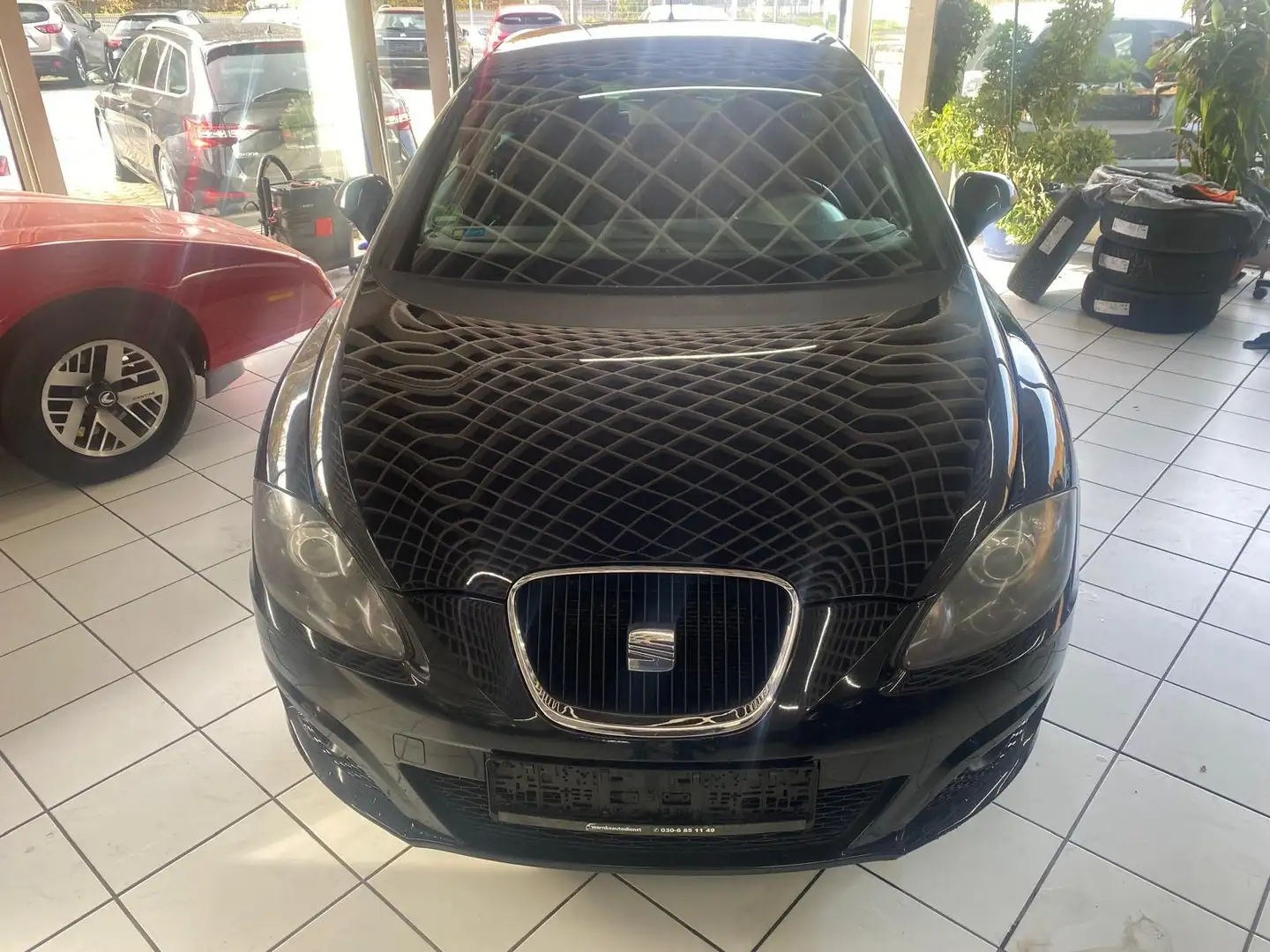 SEAT Leon Style Copa Ecomotive Navigation Schwarz - 2