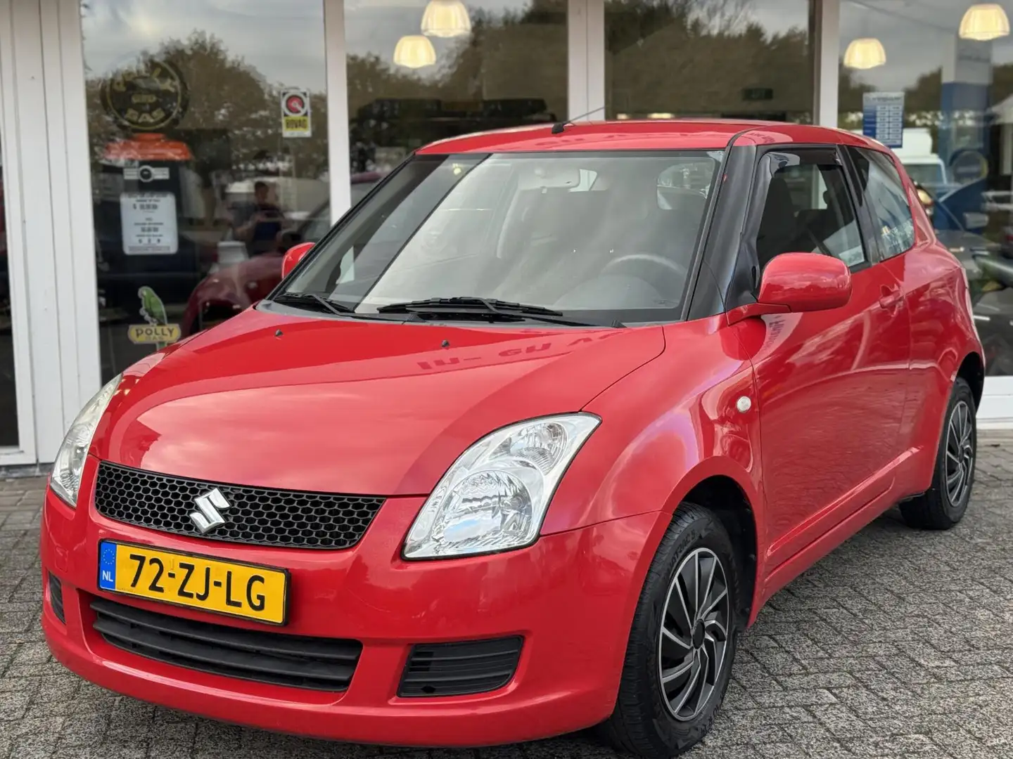 Suzuki Swift 1.3 Comfort Rood - 2