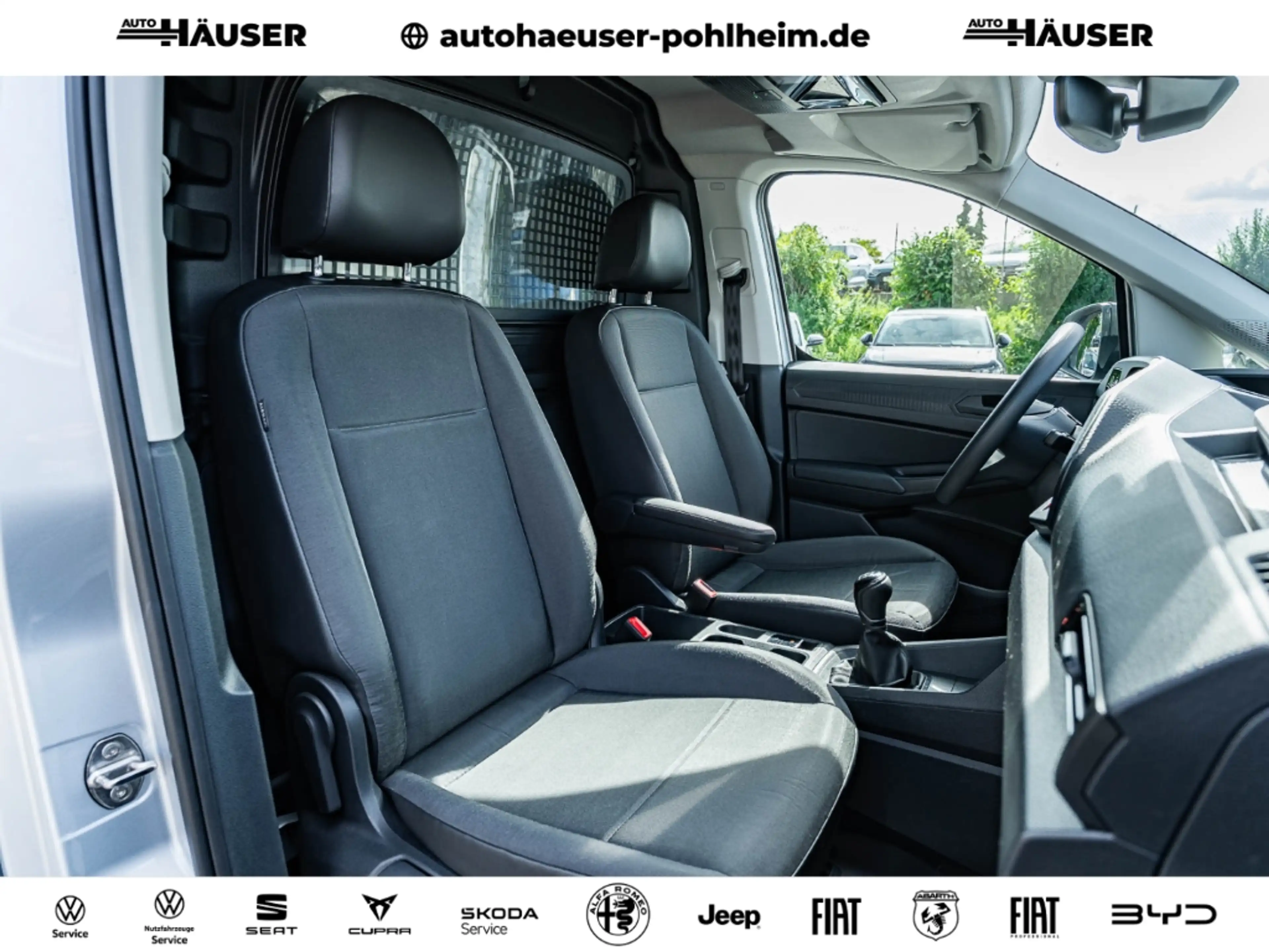 Volkswagen Caddy Maxi Cargo 2.0 TDI AHK NAVI SITZHZG — photo 14