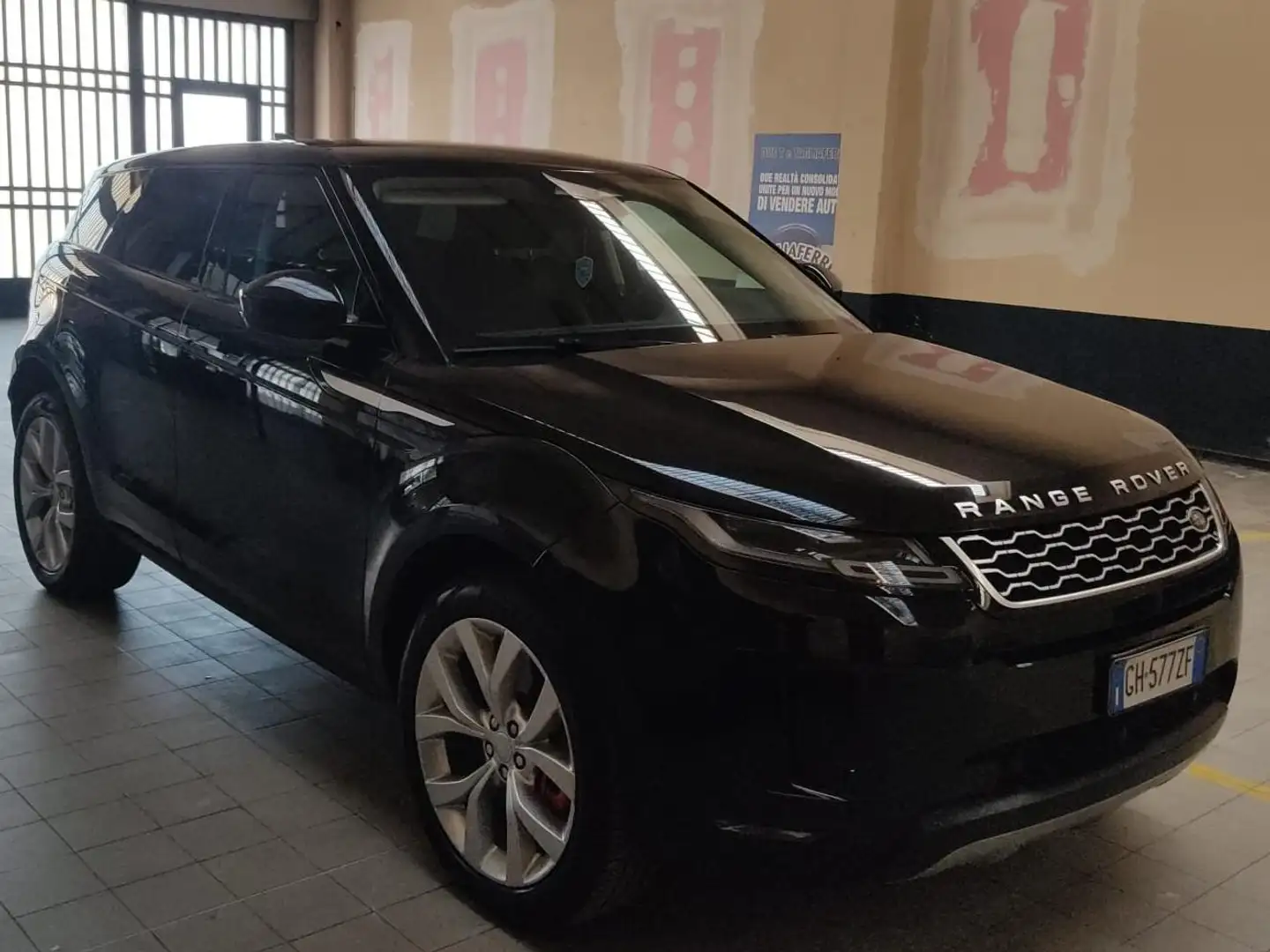 Land Rover Range Rover Evoque Range Rover Evoque II 2019 2.0d R-Dynamic  163c N1 - 1