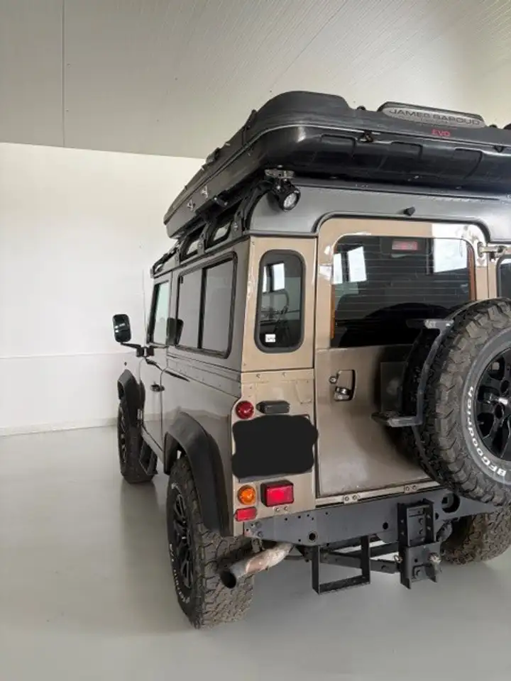 Land Rover Defender 90" Station Wagon 2,5 TD, foto 7