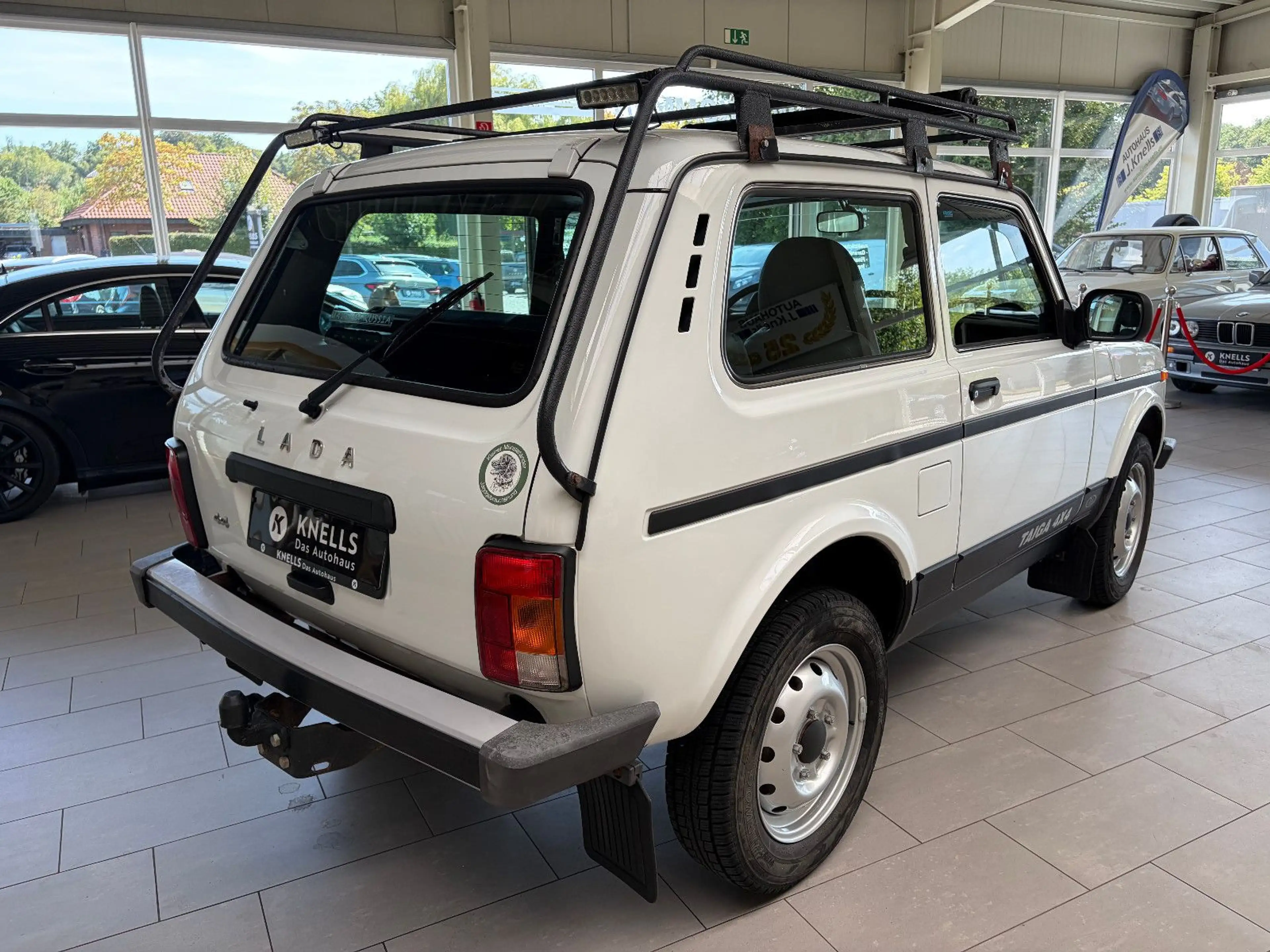 Lada Taiga / Niva 4x4 LED ELEKTR. FENSTER VERSIEGELT — photo 5