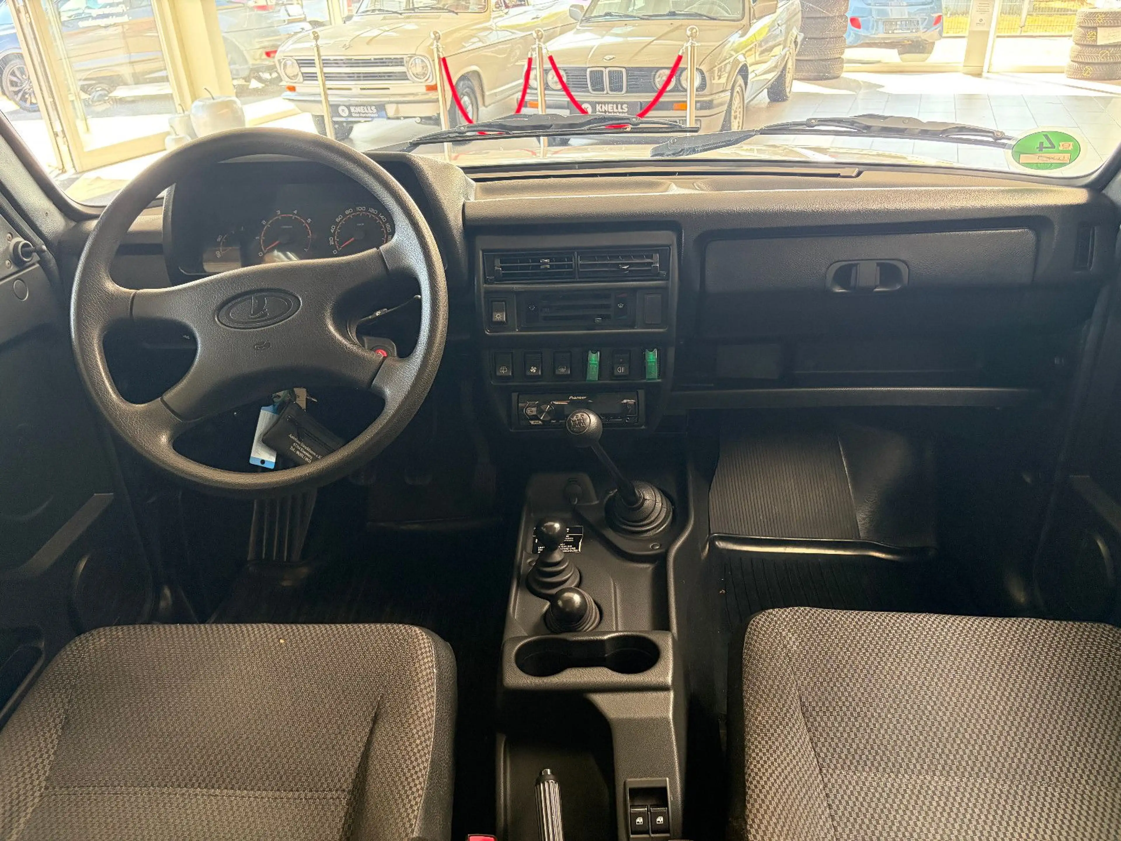 Lada Taiga / Niva 4x4 LED ELEKTR. FENSTER VERSIEGELT — photo 13